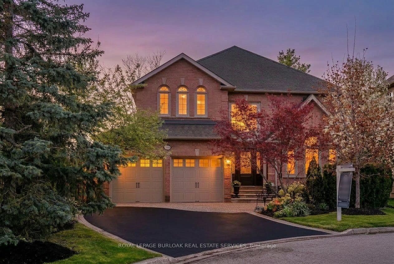 1729 Riverbend Court, Mississauga, ON L5M 5J1
