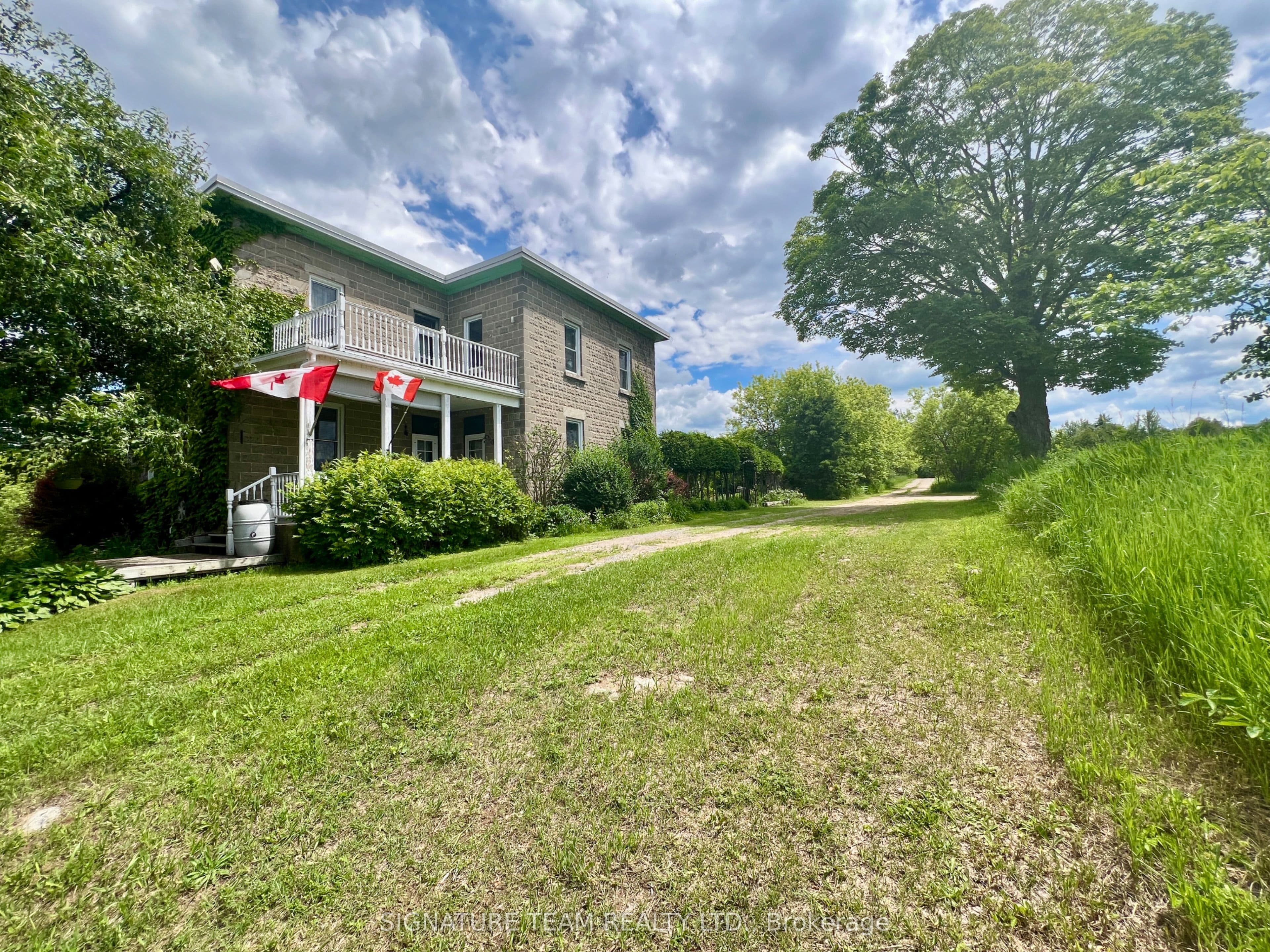 9390 60 Highway, North Algona Wilberforce, ON K0J 1T0