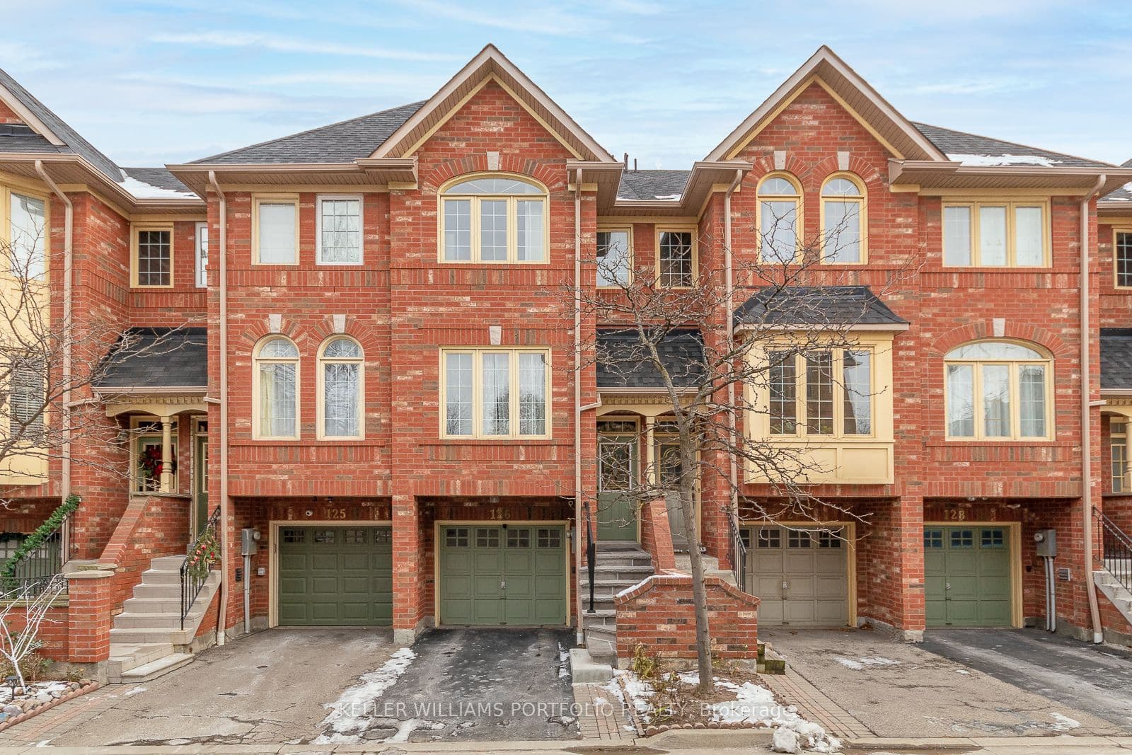 1168 Arena Road 126, Mississauga, ON L4Y 4K7