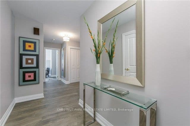 21 Shaftesbury Avenue 103, Toronto, ON M4T 3B4
