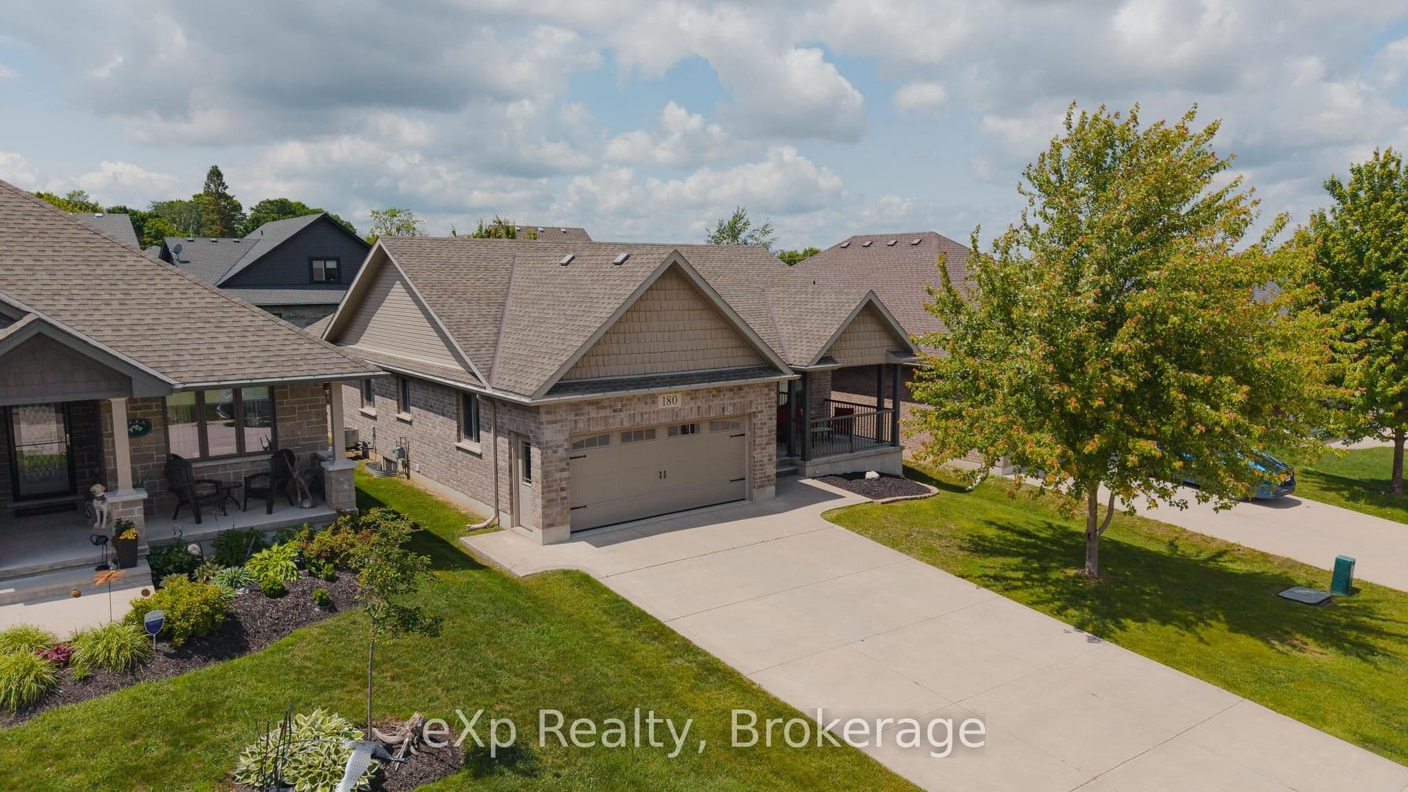 180 Ruby's Crescent, Wellington North, ON N0G 2L2