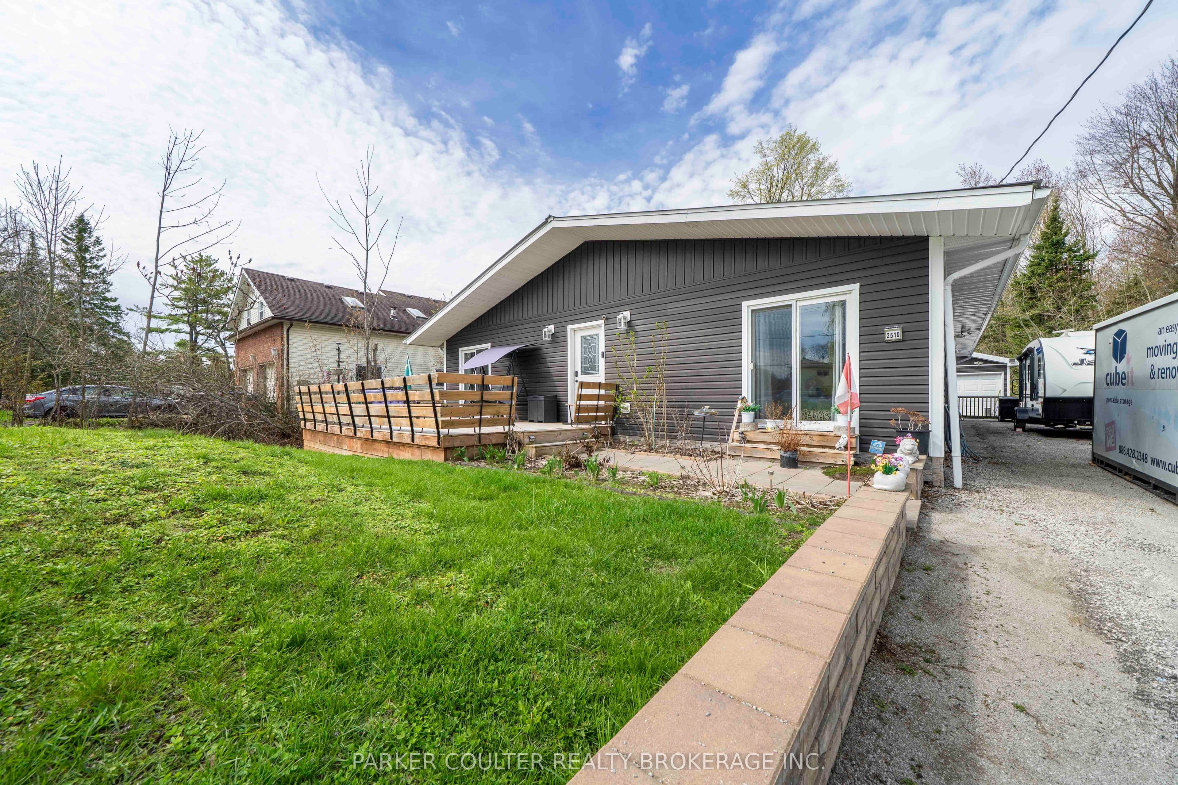 2510 25 Side Road, Innisfil, ON L9S 2H1