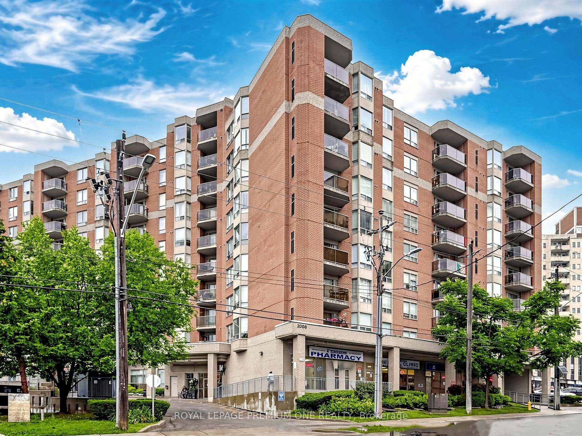2088 Lawrence Avenue W 808, Toronto, ON M9N 3Z9