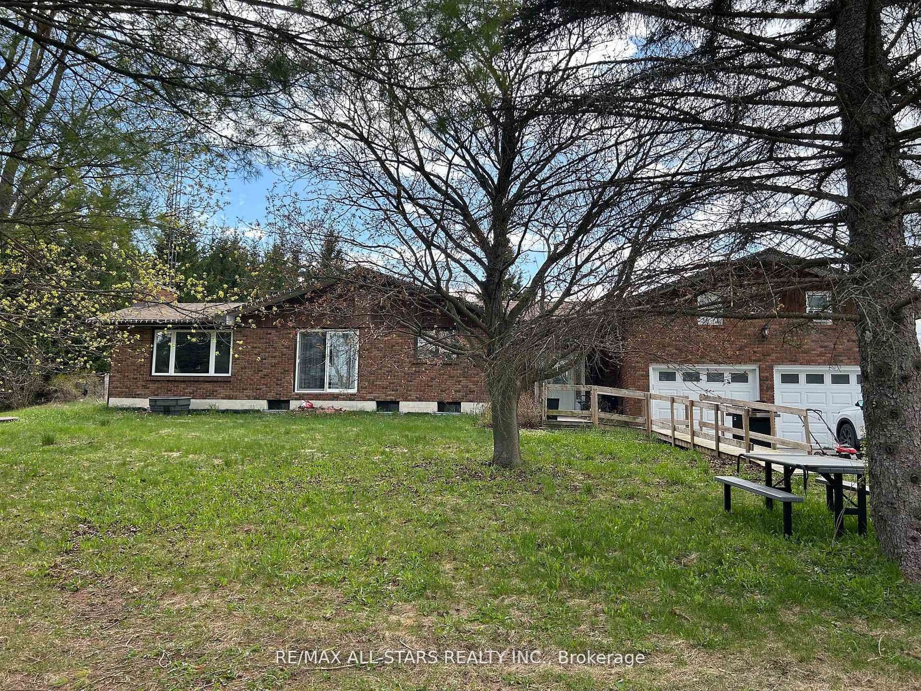 1185 Sturgeon Road, Kawartha Lakes, ON K9V 4R8