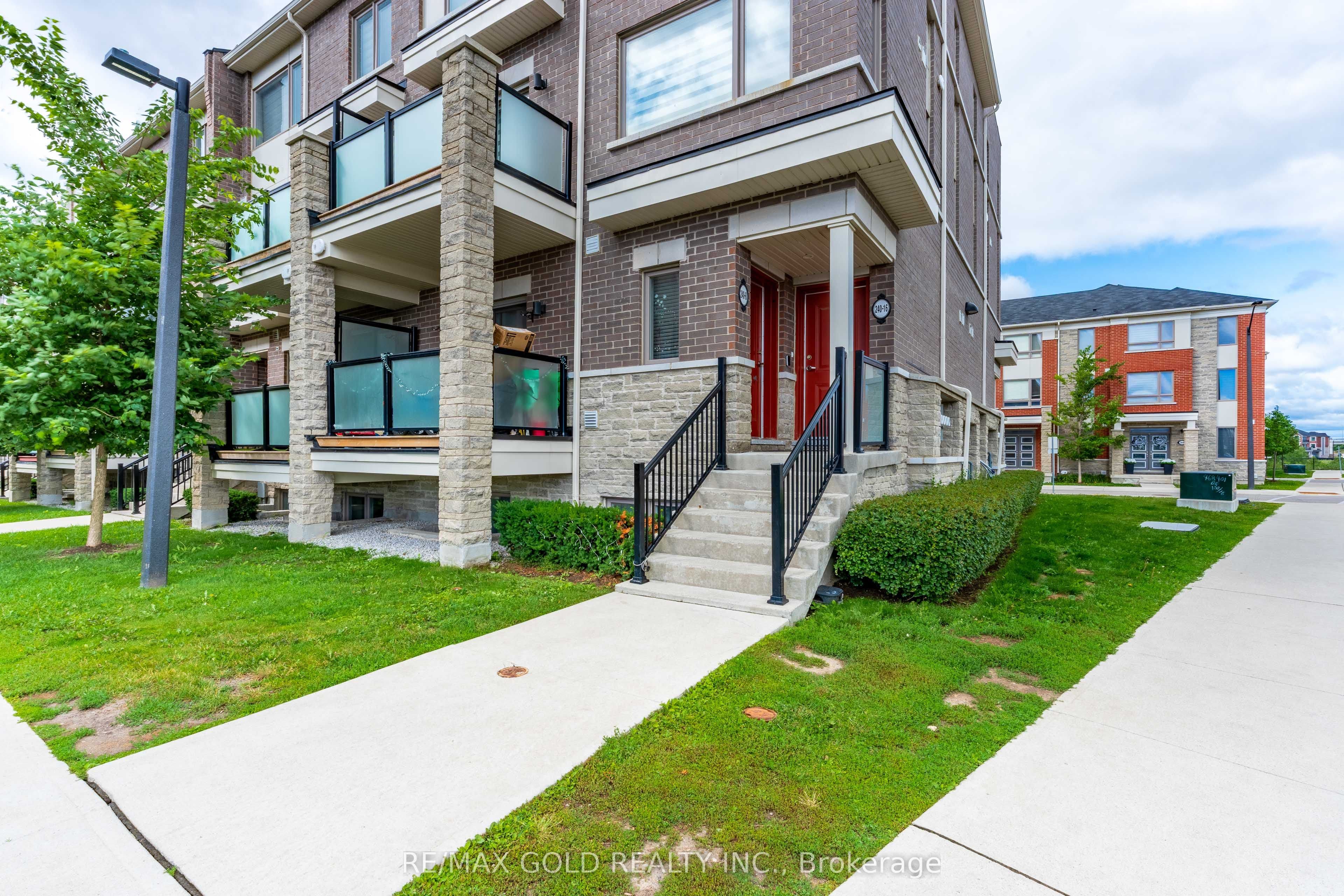 240 Lagerfeld Drive 16, Brampton, ON L7A 5G9