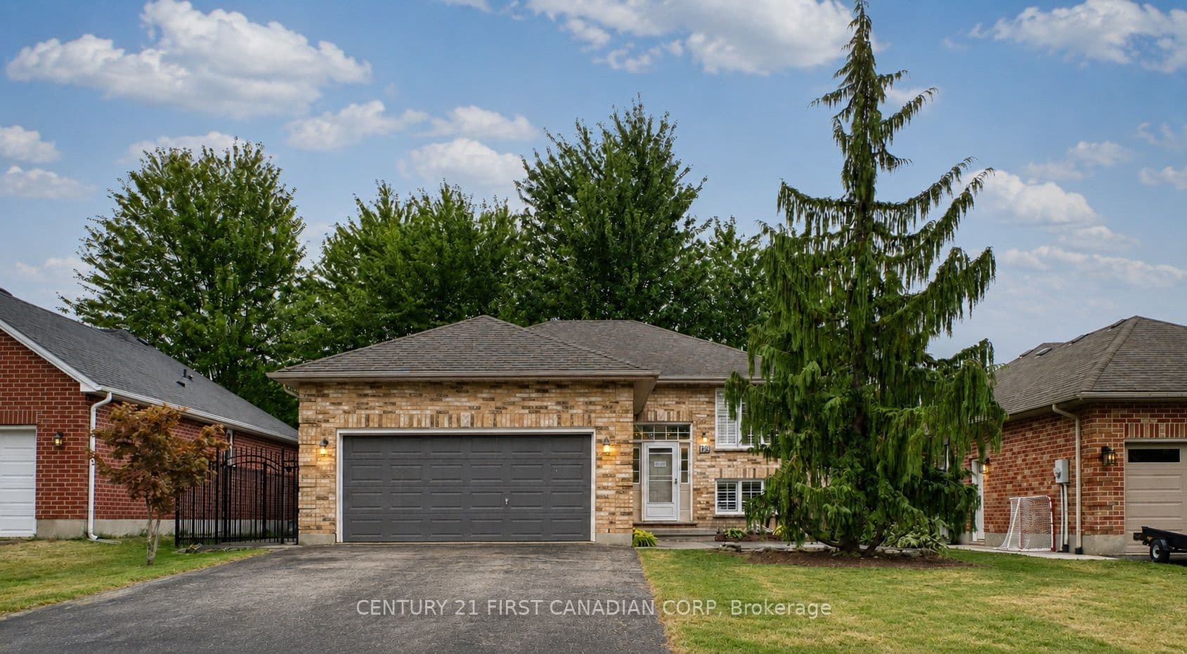 189 GIBSON Crescent, Lucan Biddulph, ON N0M 2J0