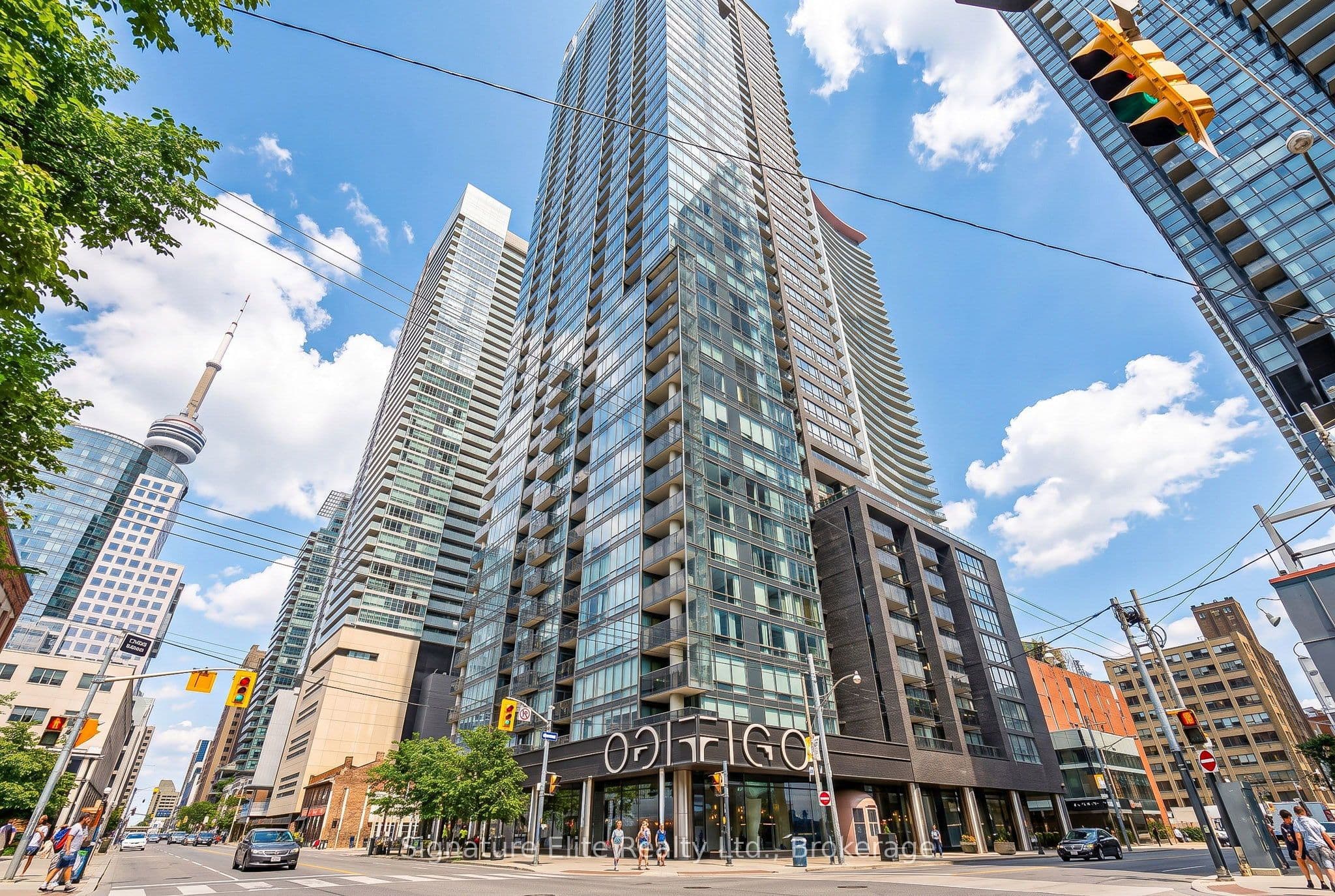 295 Adelaide Street W 1708, Toronto, ON M5V 0L4