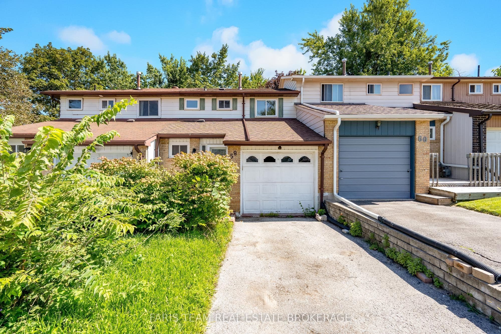 58 Chaucer Crescent, Barrie, ON L4N 4T7