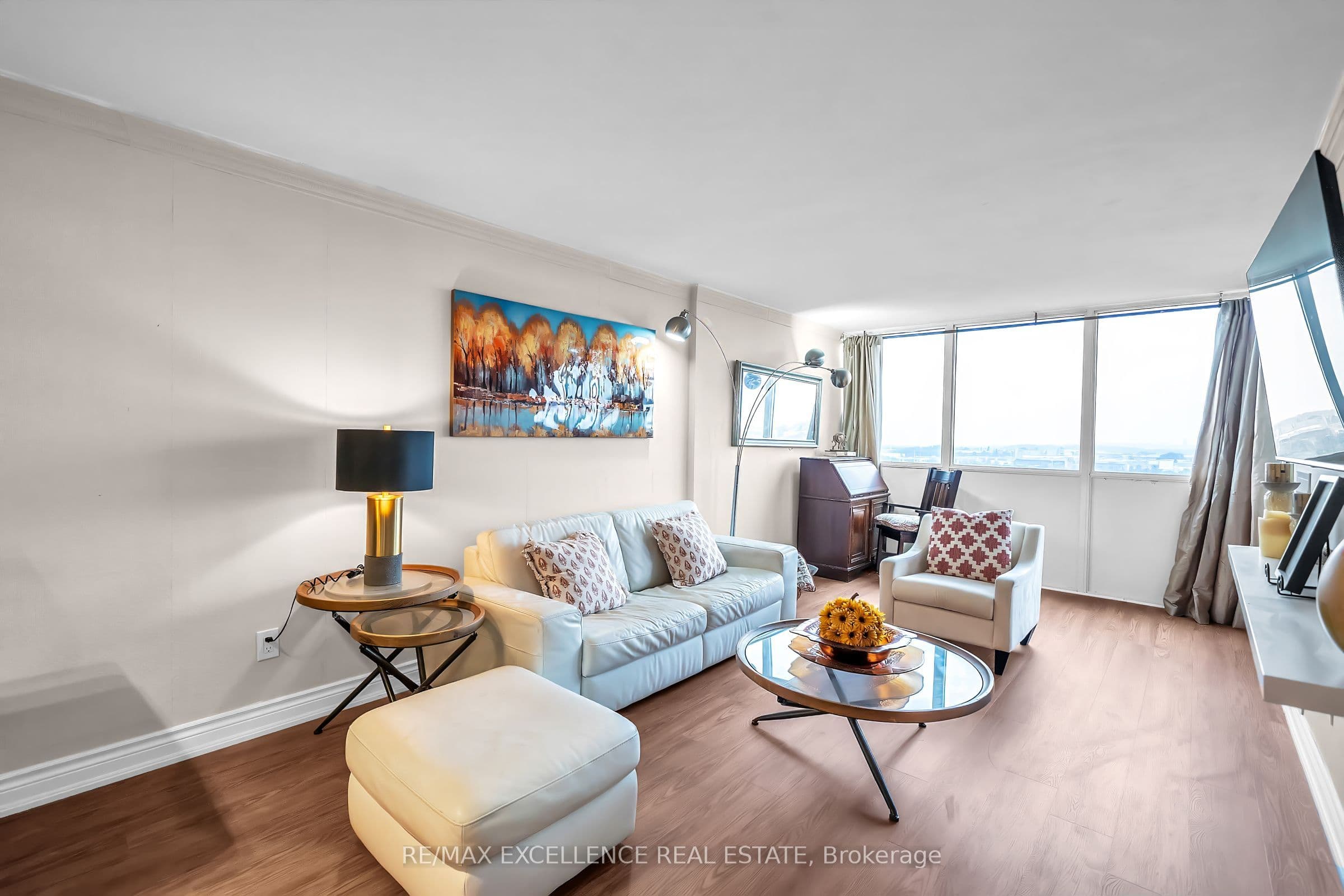 44 Falby Court 1402, Ajax, ON L1S 3L1