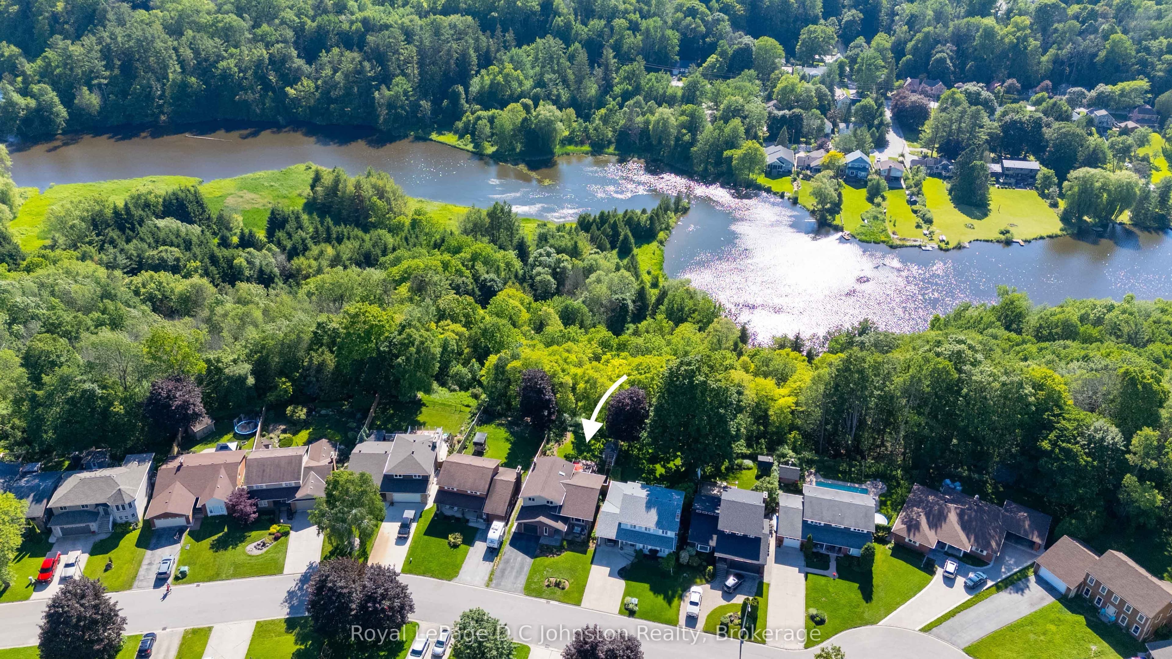 126 5th Avenue E, Owen Sound, ON N4K 6C7