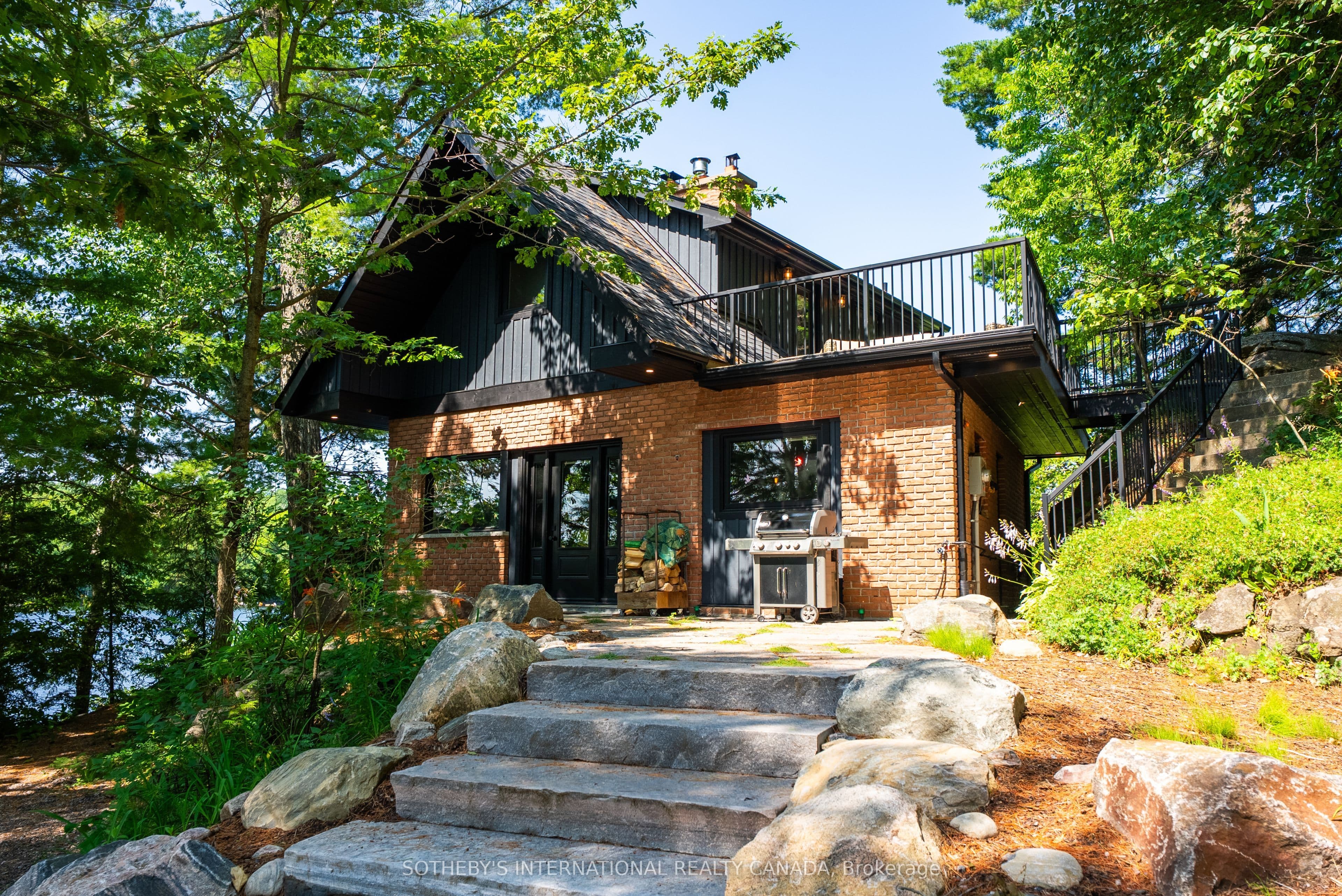1023 McCabe Road, Lake of Bays, ON P0B 1A0
