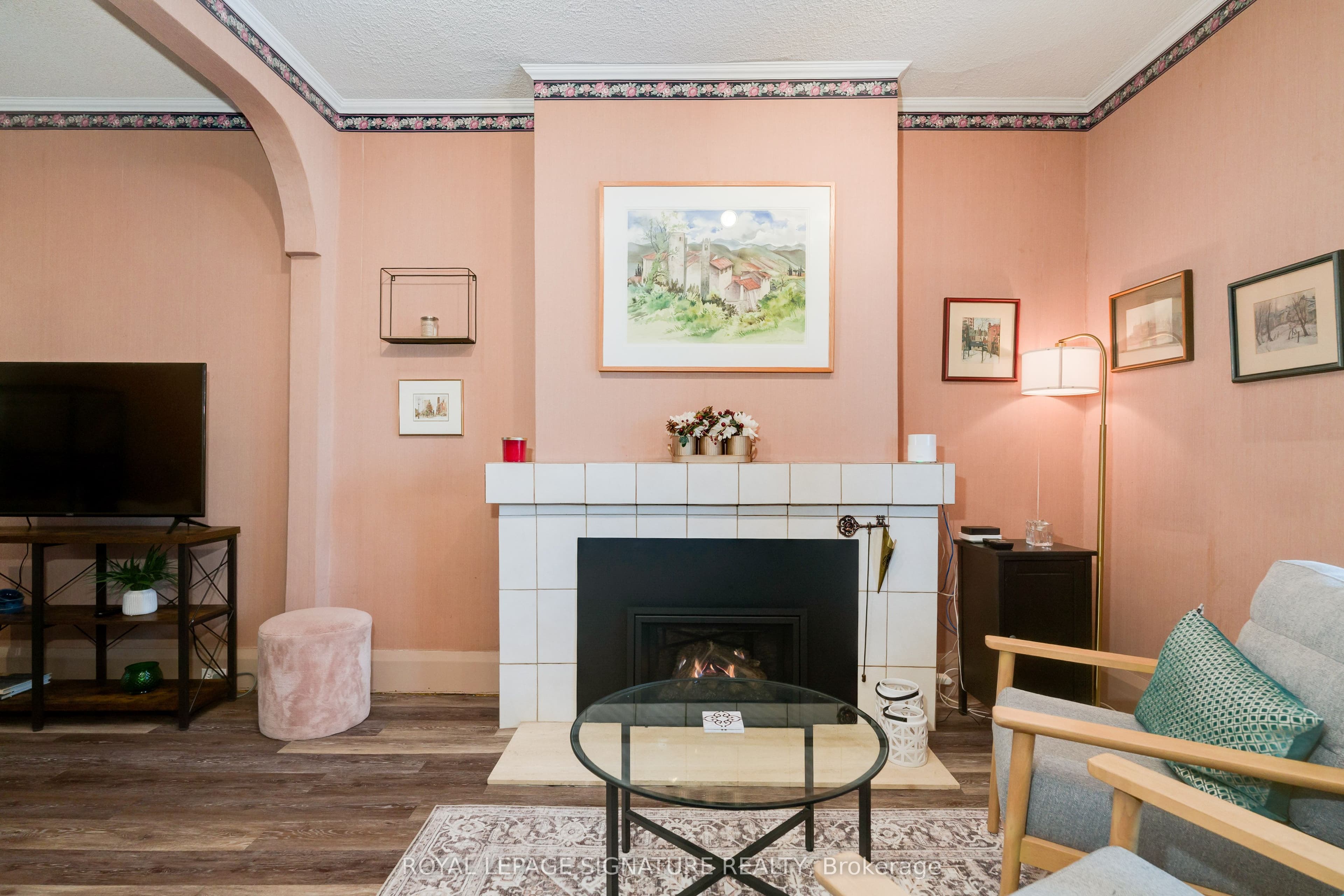 1089 Mt Pleasant Road, Toronto, ON M4P 2M7