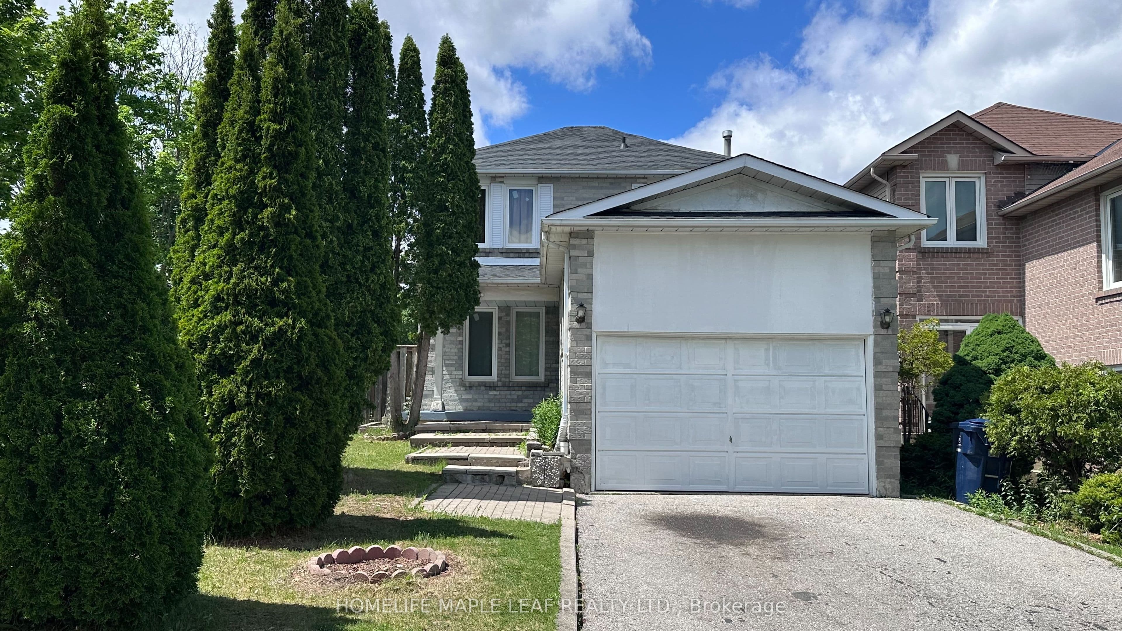 39 Lamay Crescent, Toronto, ON M1X 1J2