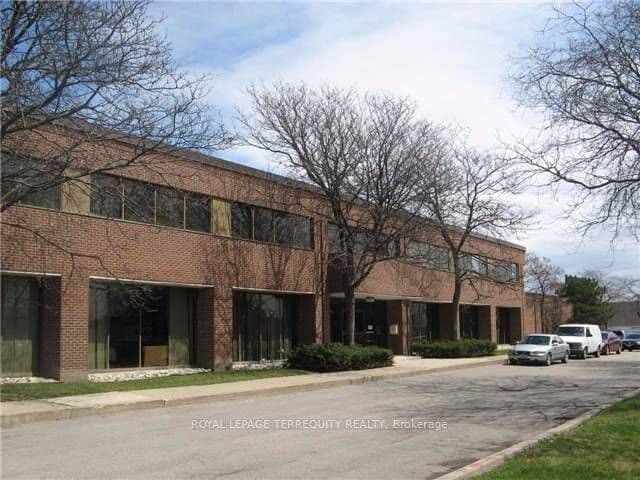 2475 Tedlo Street, Mississauga, ON L5A 4A8