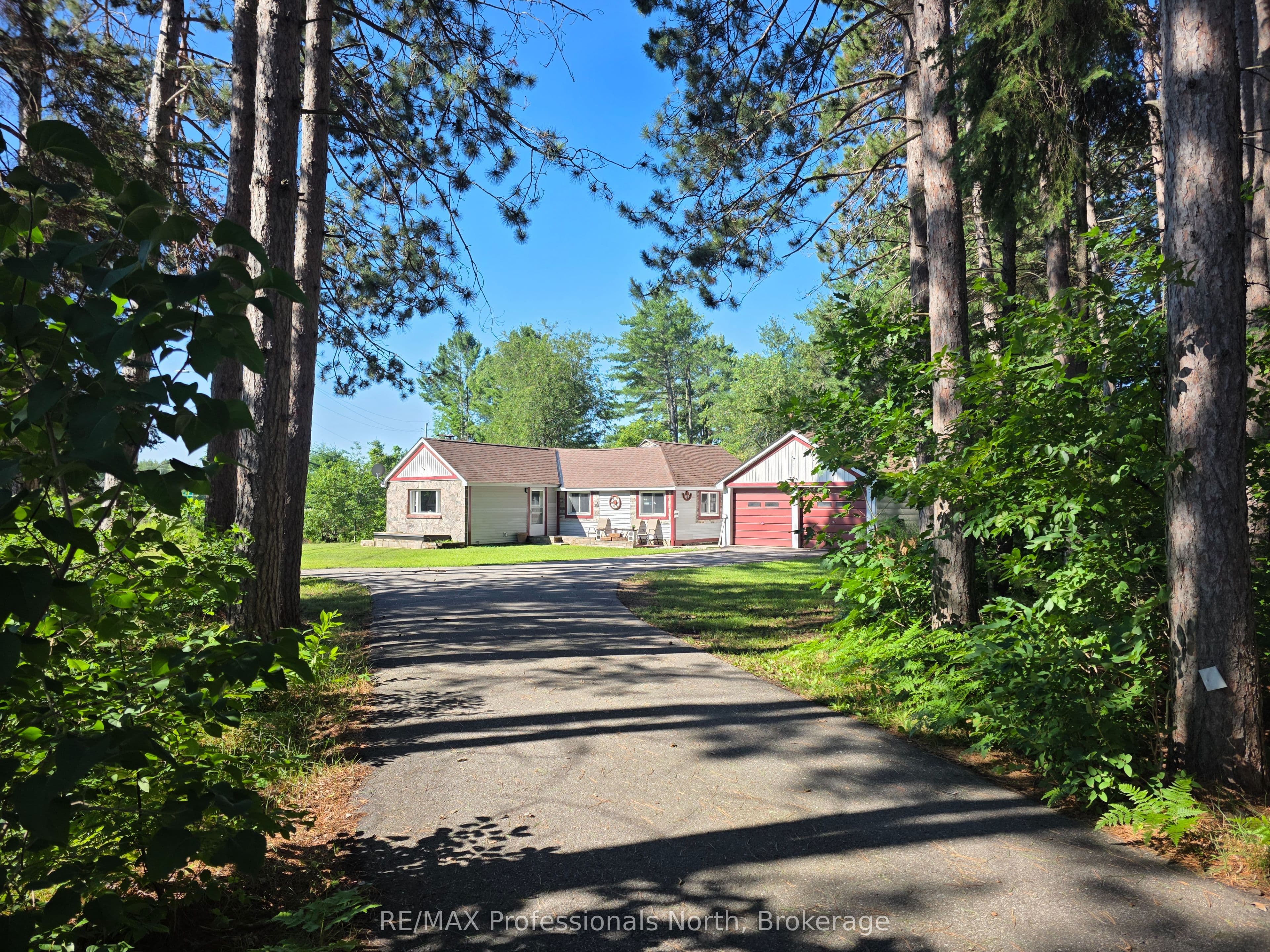 1007 West Road, Minden Hills, ON K0M 2K0