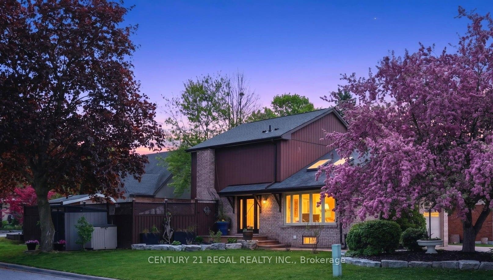 481 Camelot Drive W, Oshawa, ON L1K 1M5