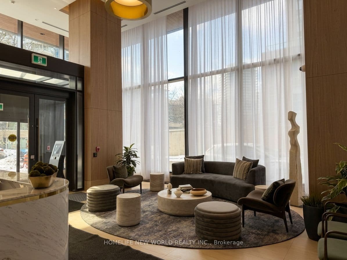 36 Olive Avenue 306, Toronto, ON M2N 0M4