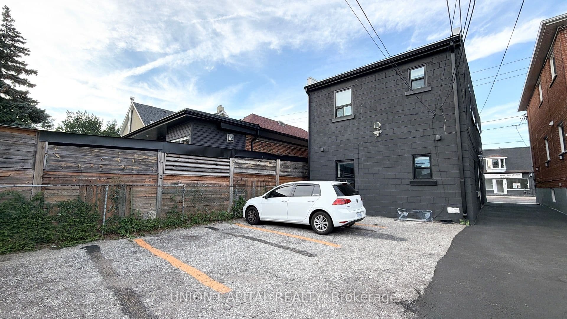 1342 Weston Road, Toronto, ON M6M 4R5