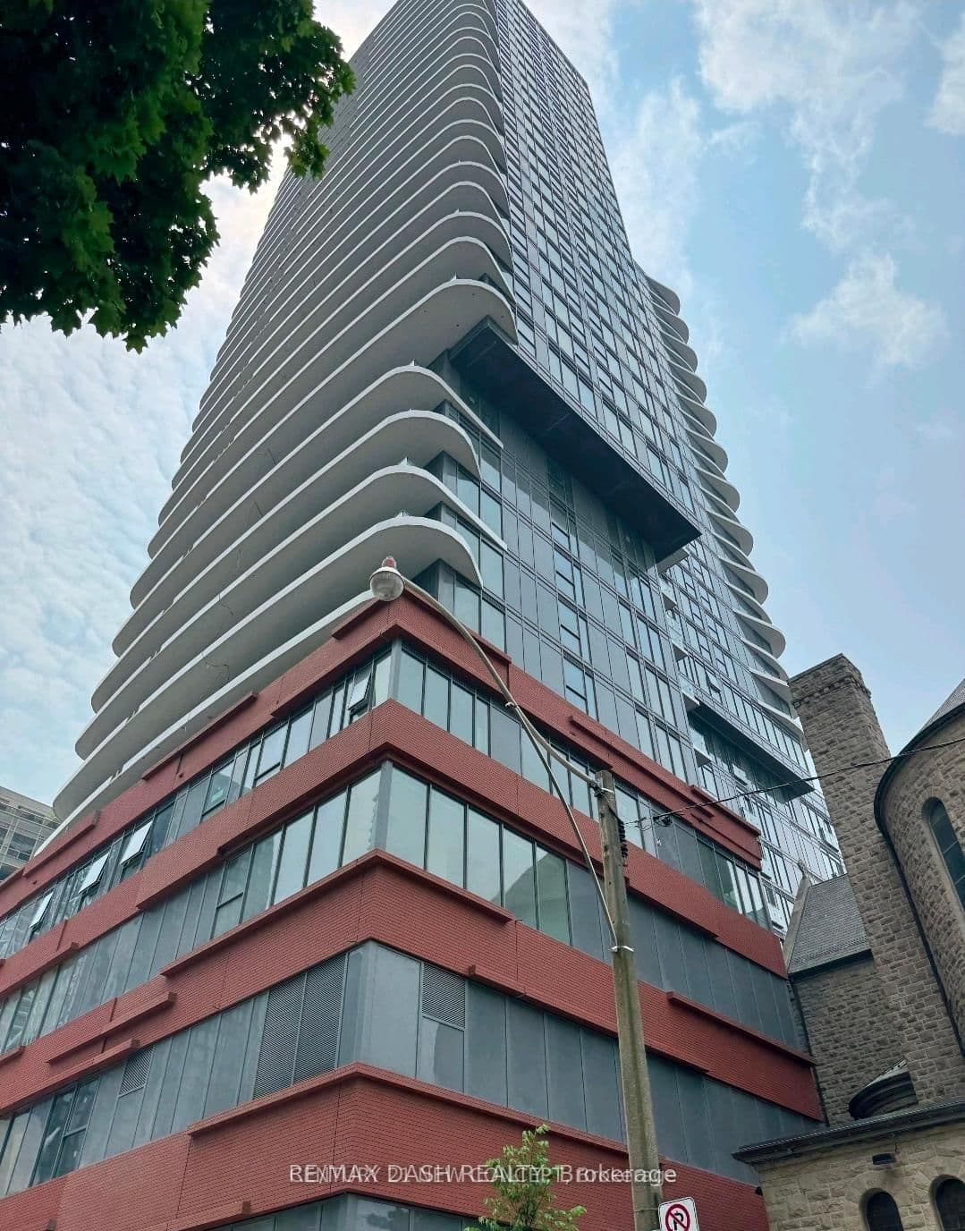 280 Dundas Street W 3013, Toronto, ON M5T 0E3