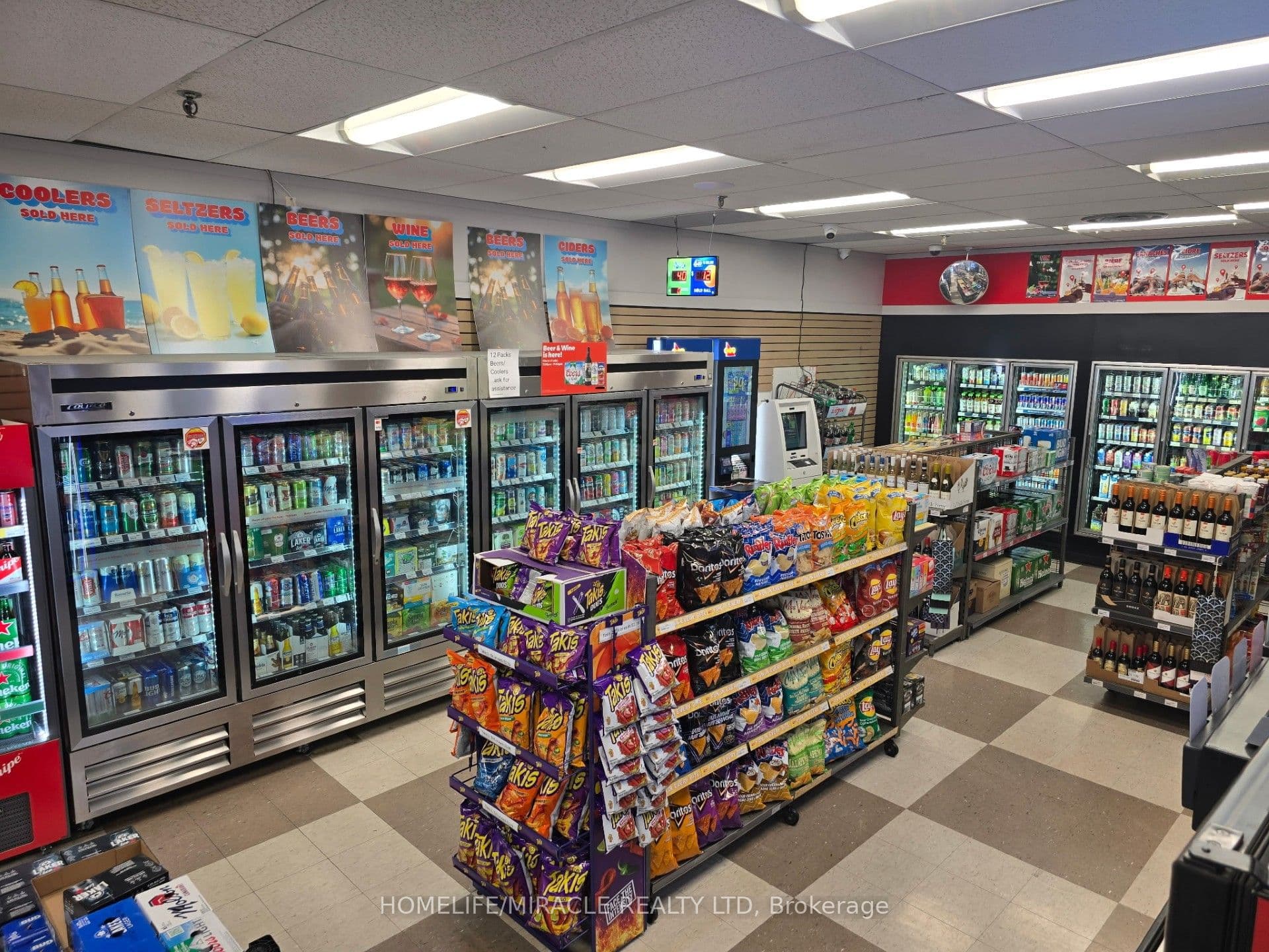 4141 Dixie Road #10, Mississauga, ON L4W 1V5