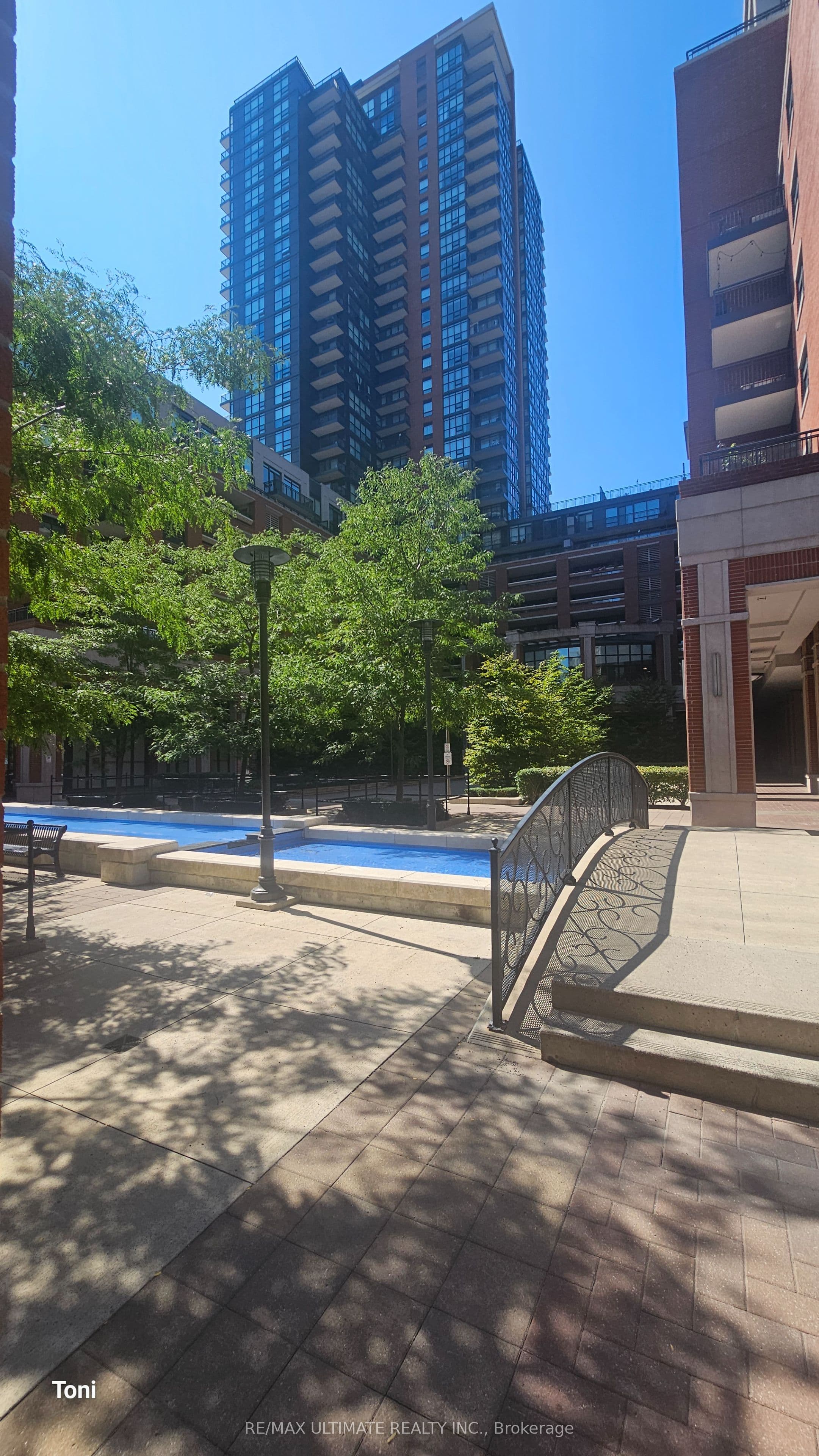 830 Lawrence Avenue W 2411, Toronto, ON M6A 0A2