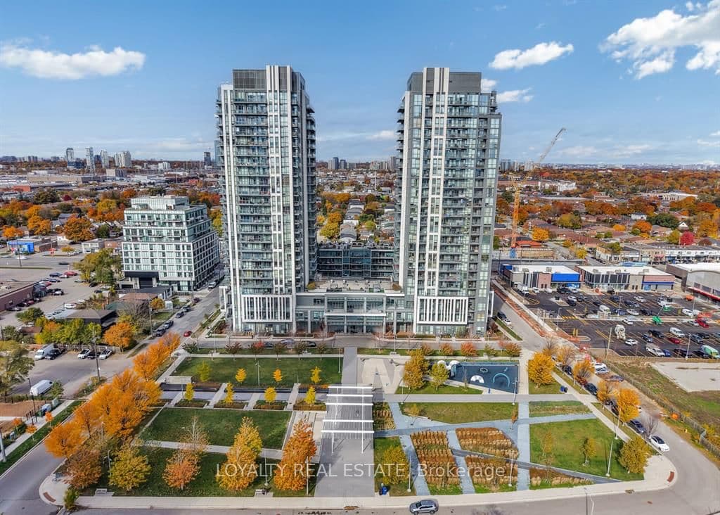 17 Zorra Street 901, Toronto, ON M8Z 4Z6