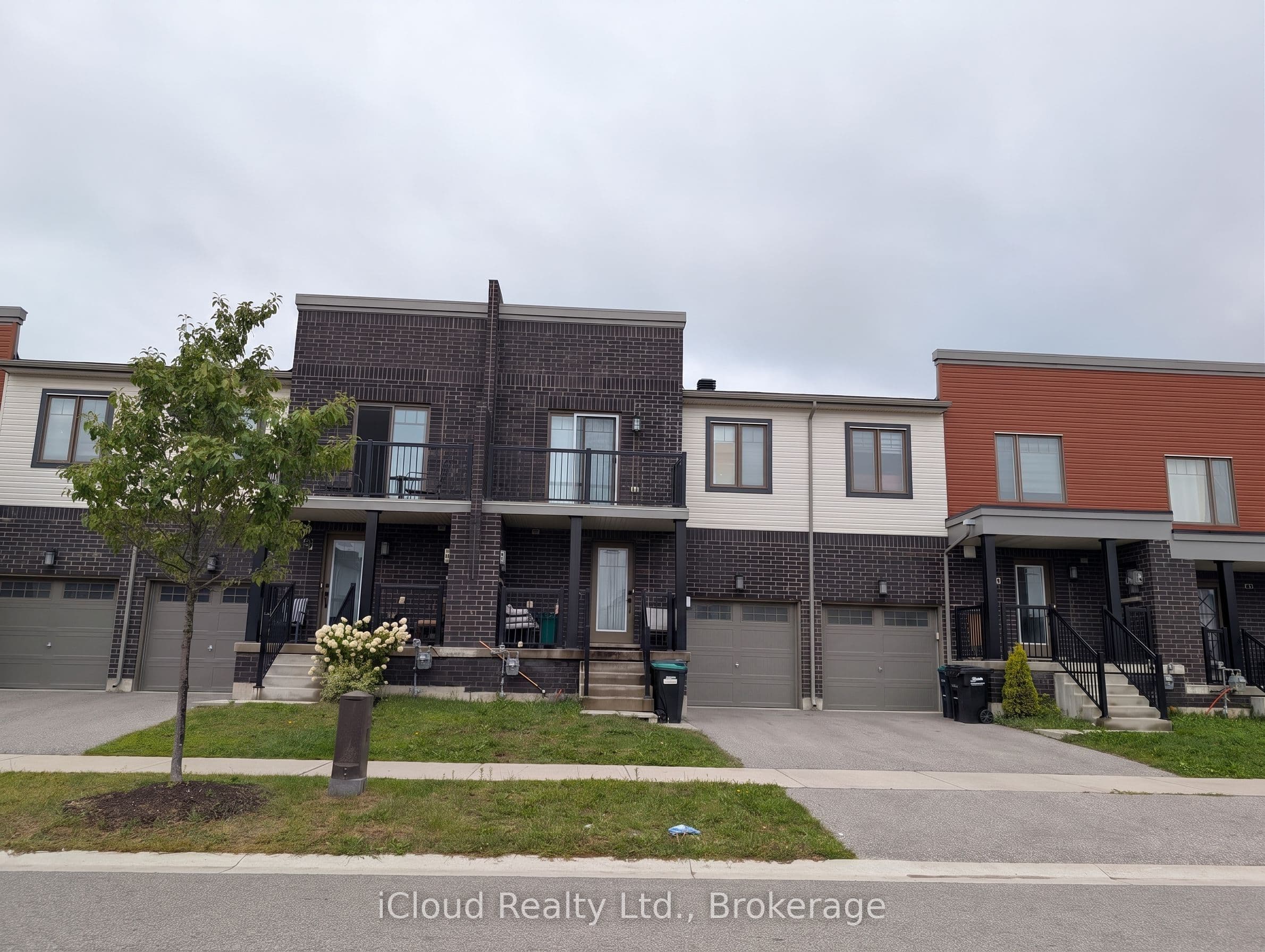 58 Brown Bear Street, Barrie, ON L9J 0H8
