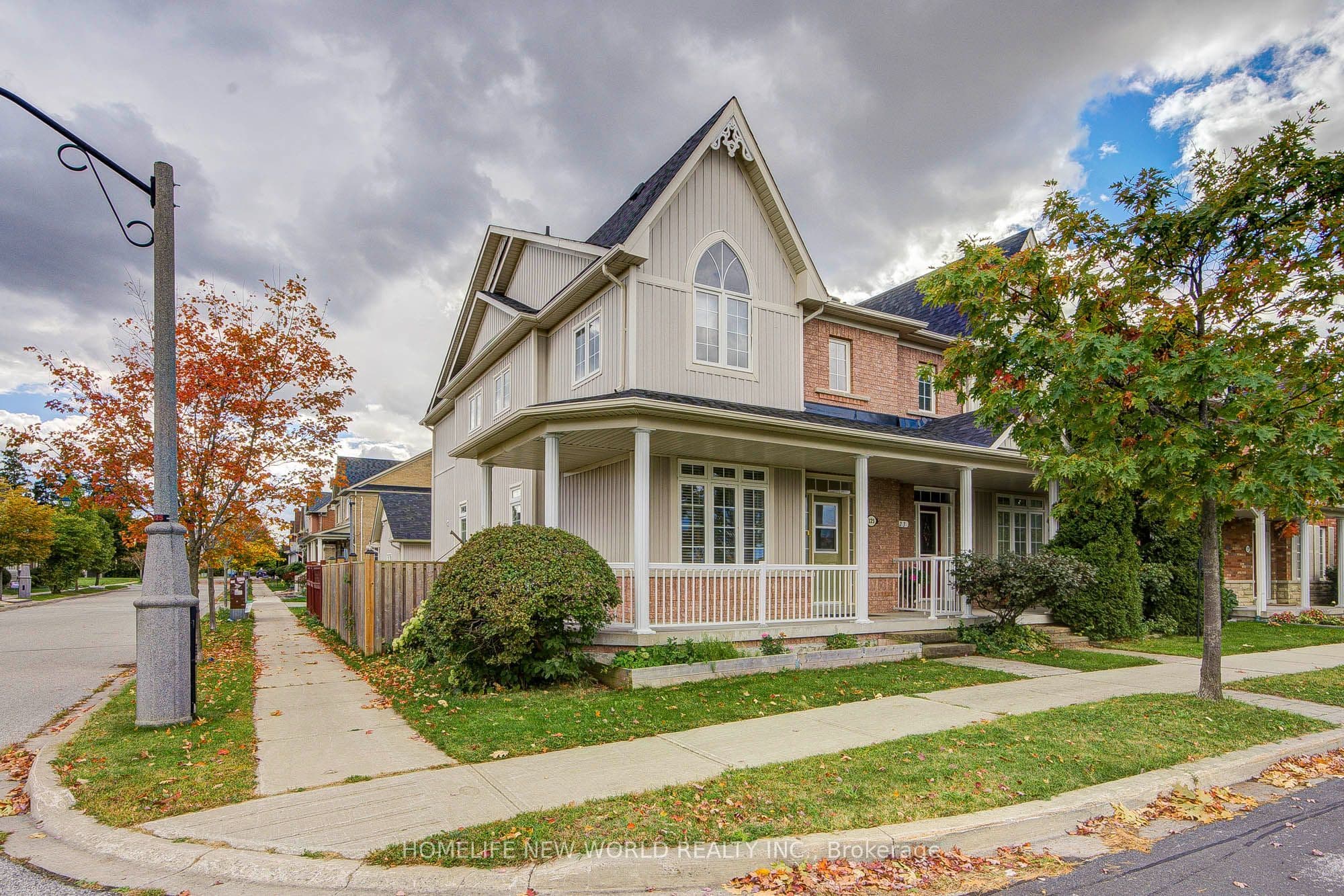 Cornell, Markham