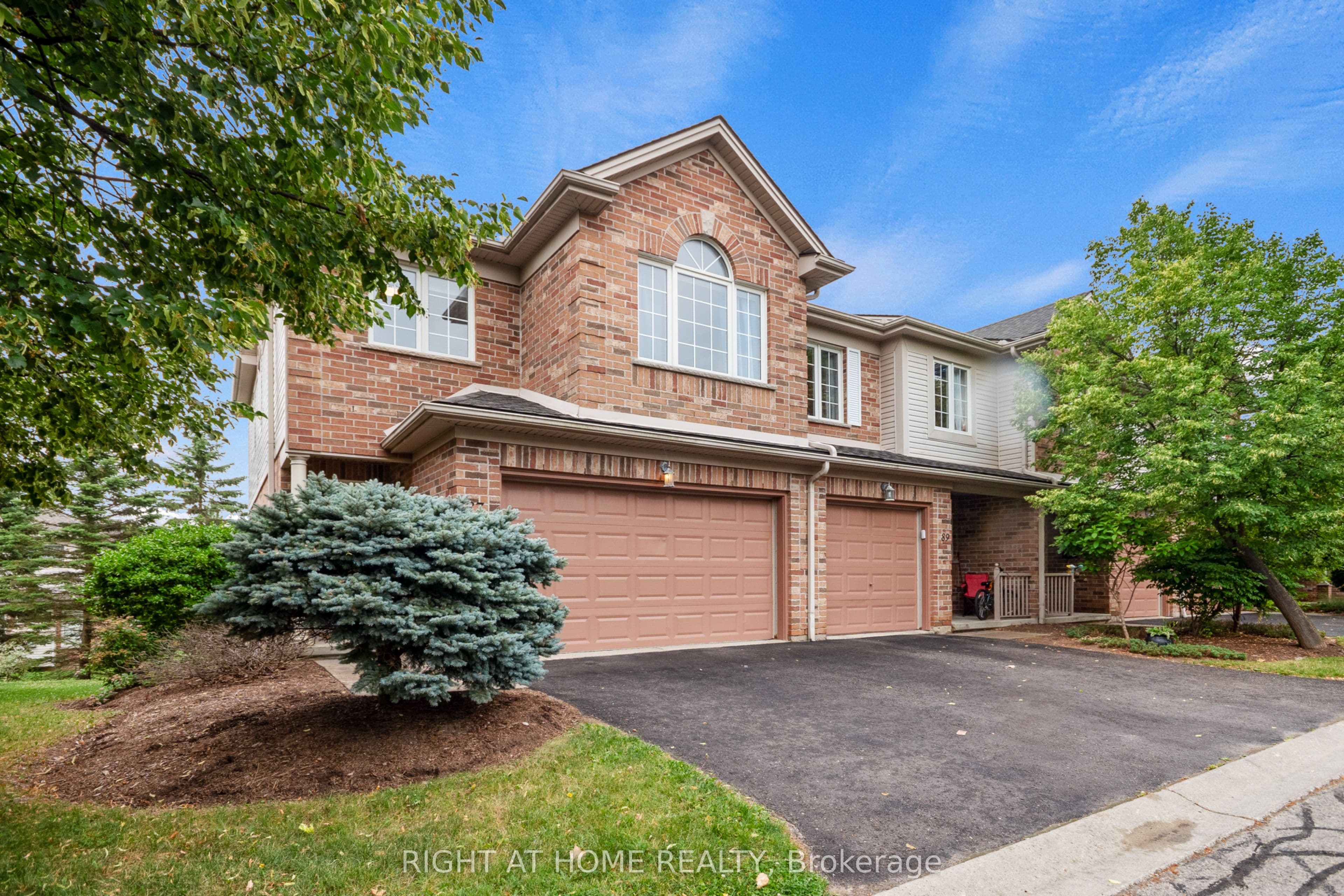 320 Ambleside Drive 87, London North, ON N6G 5H8