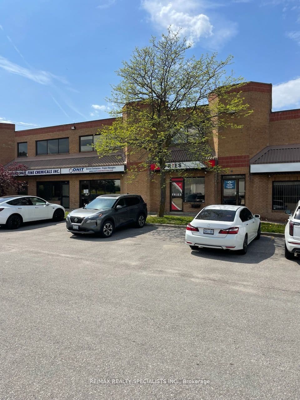 14 Automatic Road 32a, Brampton, ON L6S 5N5