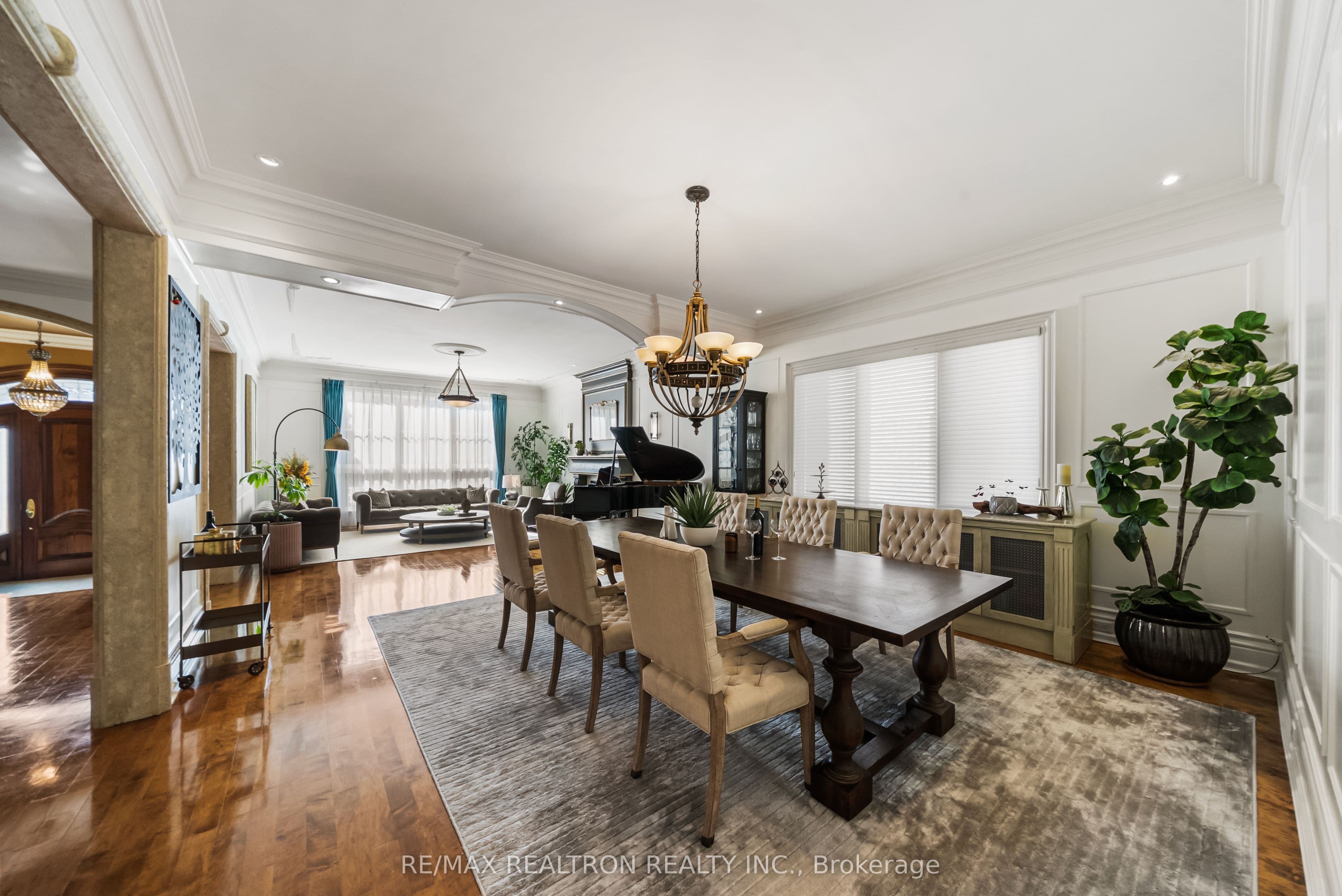 100 Owen Boulevard, Toronto, ON M2P 1G3