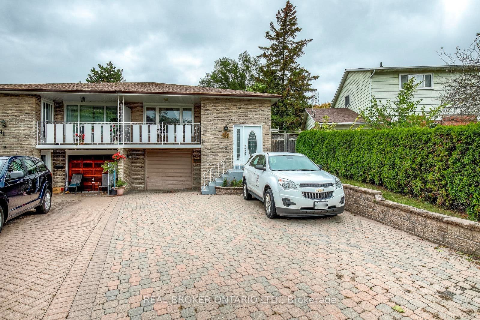 43 HAMMOND Road BSMT, Mississauga, ON L5M 2A1