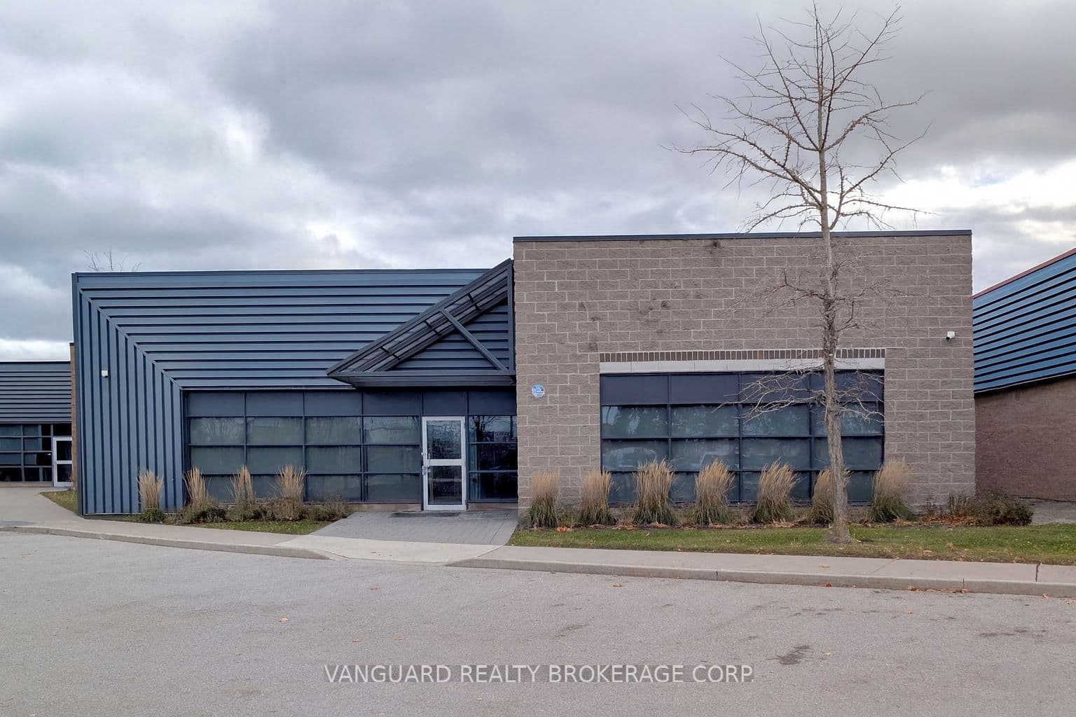 5155 Spectrum Way 8, Mississauga, ON L4W 5A1