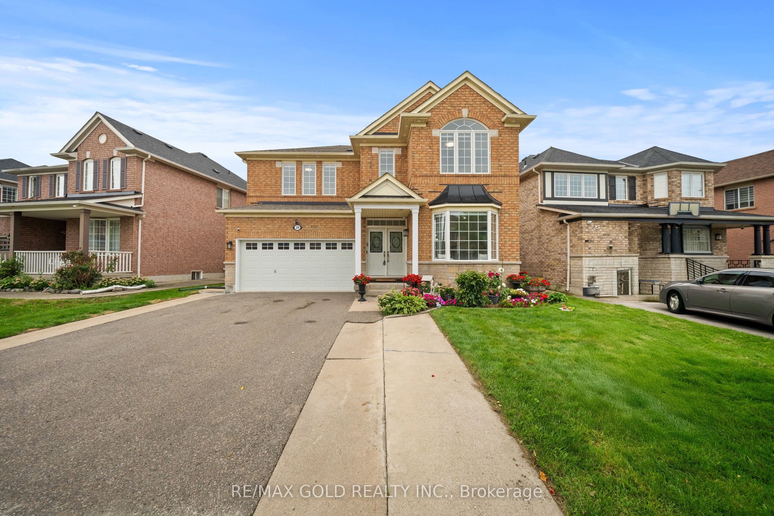 28 Bottomwood Street, Brampton, ON L5S 0A7