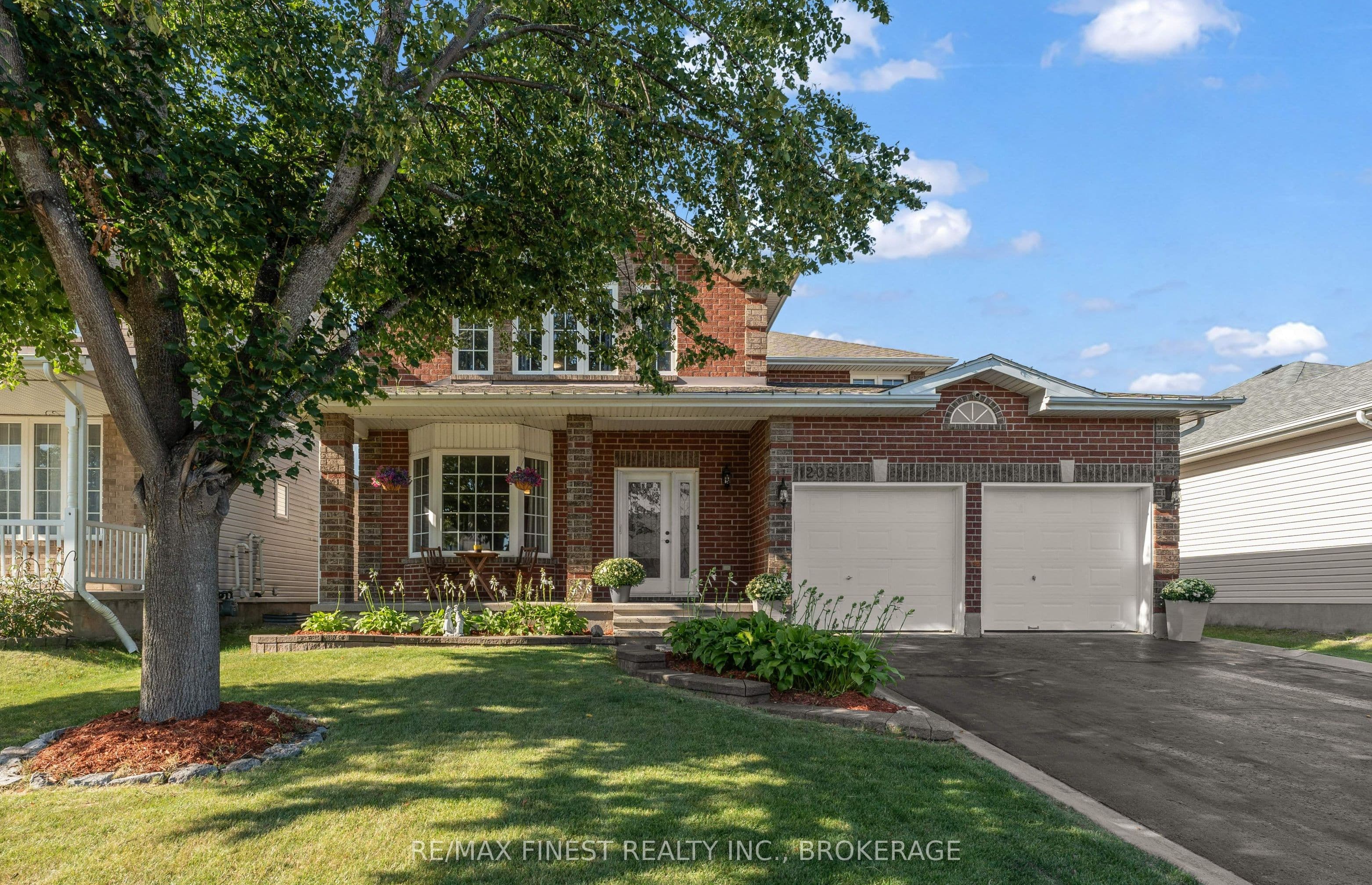 1208 Greenwood Park Drive, Kingston, ON K7K 7K3