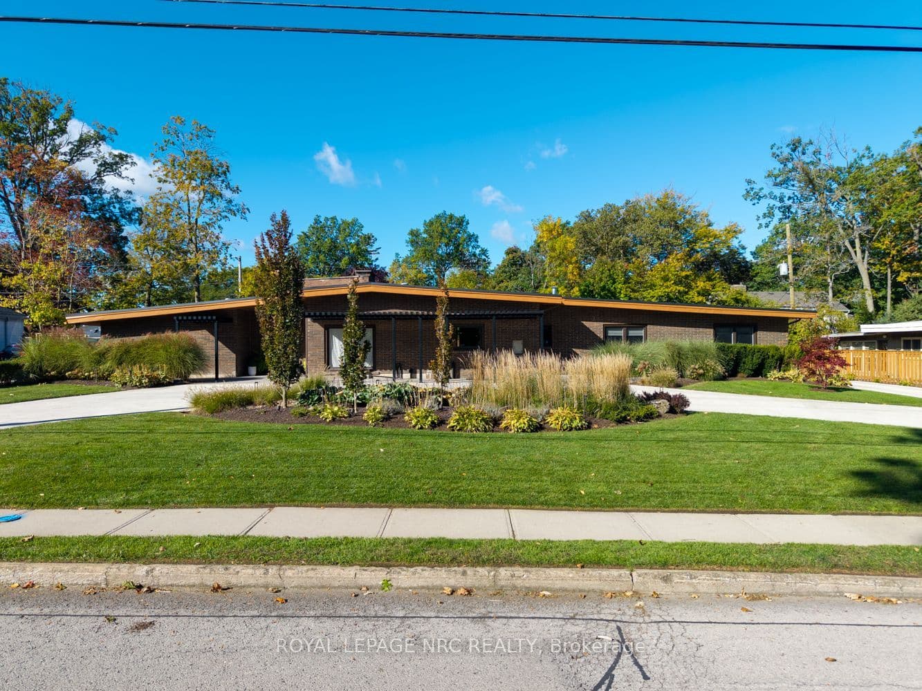 100 Marsdale Drive, St. Catharines, ON L2T 3S9