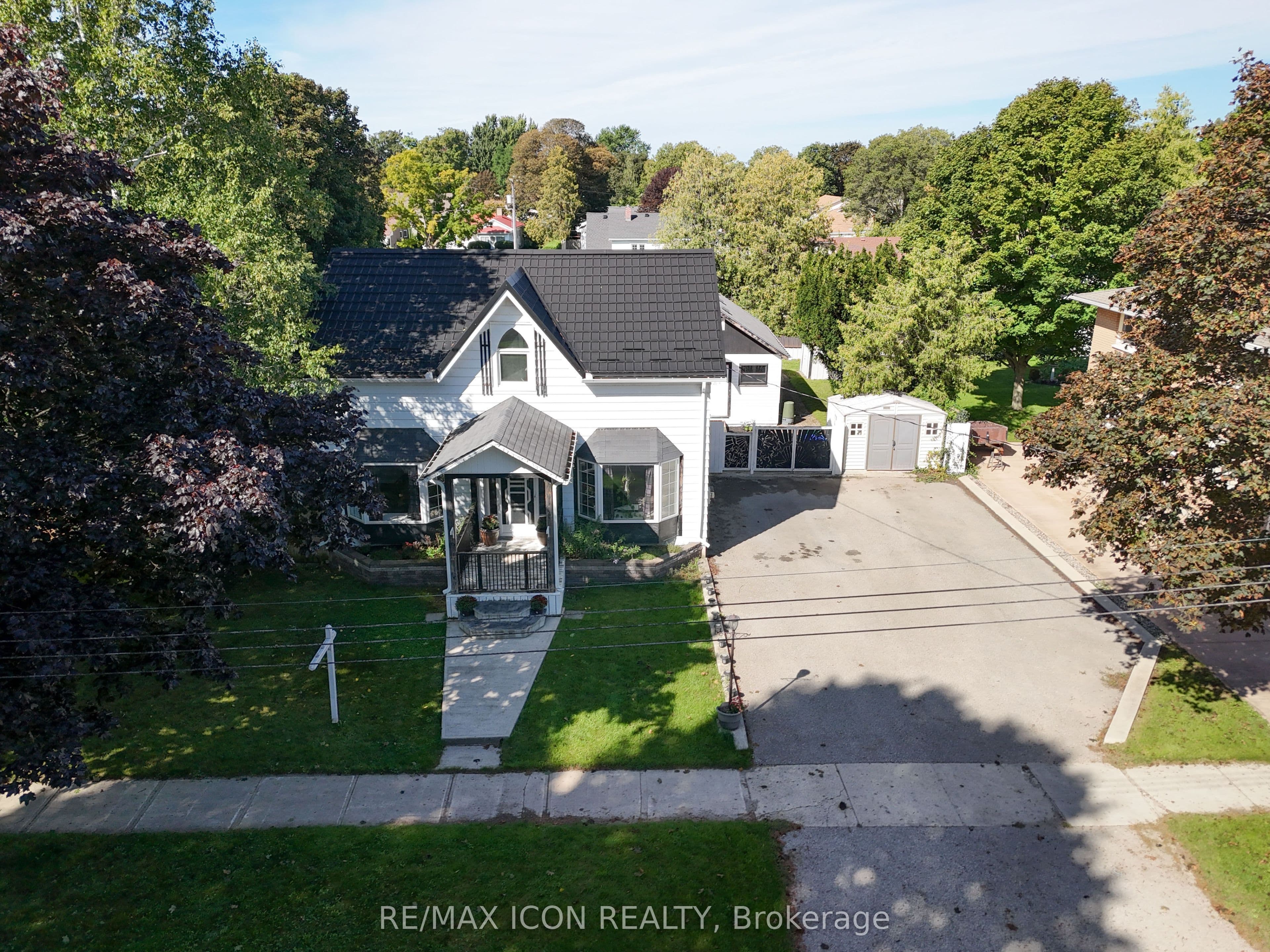 196 Cameron Street, Goderich, ON N7A 3L1