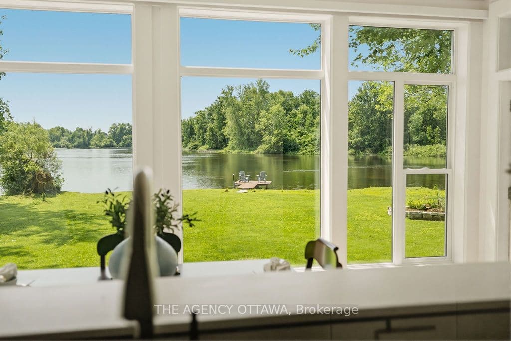 101 Patty Lane, Beckwith, ON K7C 3P1