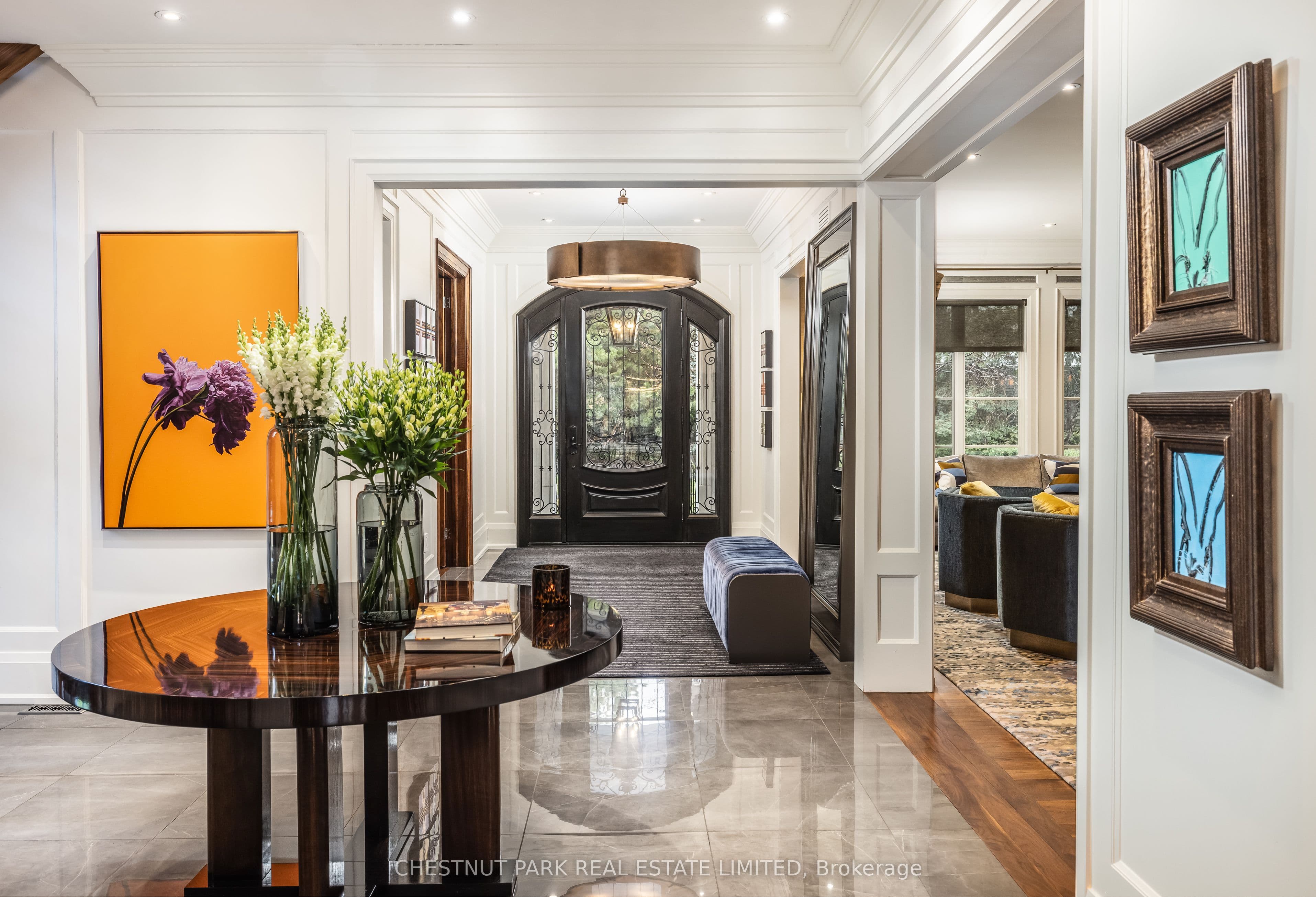 9 Dewbourne Avenue, Toronto, ON M5P 1Z1
