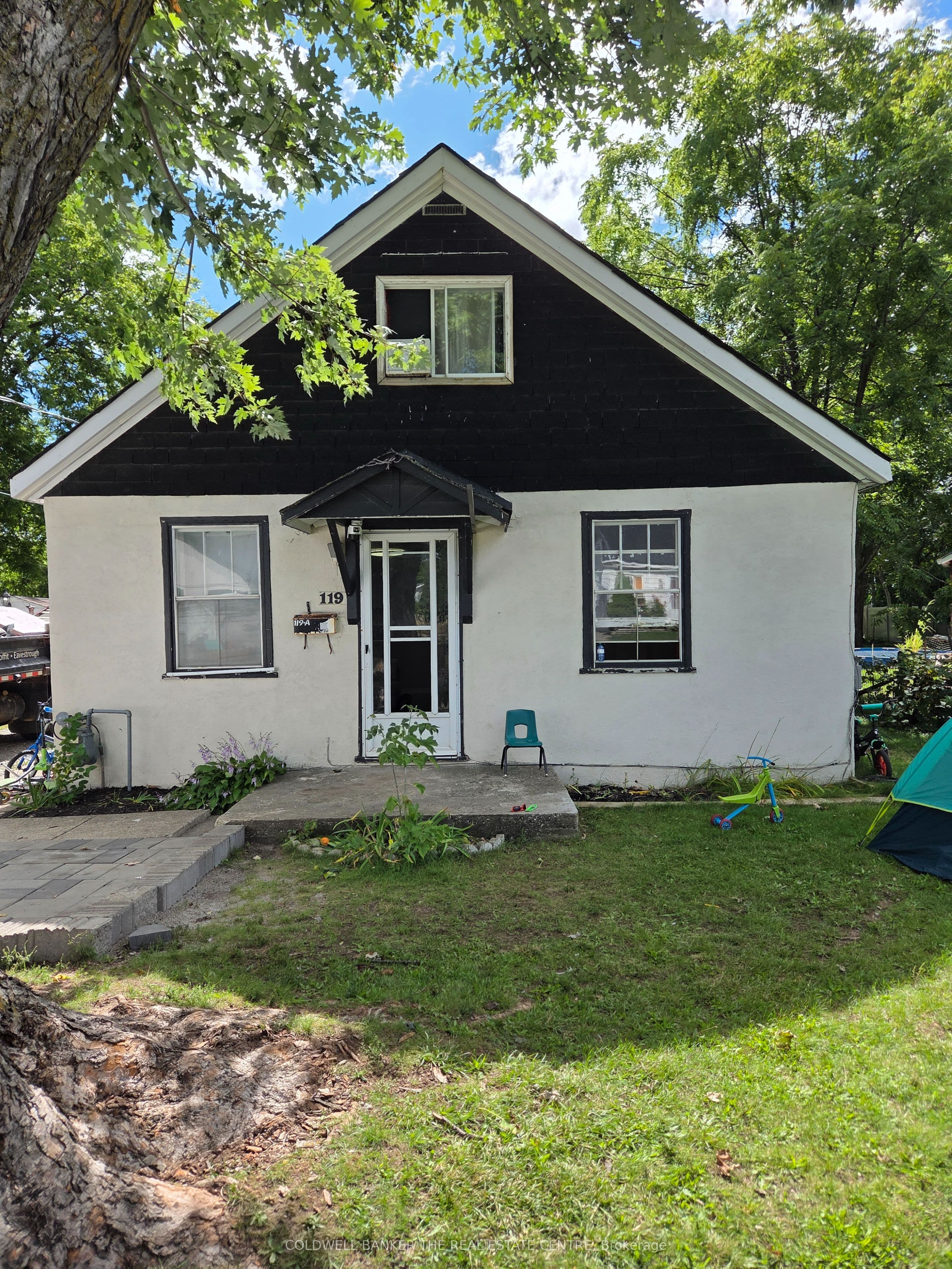 119A HENRY Street, Barrie, ON L4N 1E2