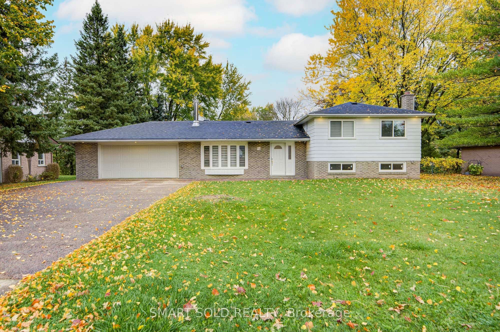 66 Lakeland Crescent, Richmond Hill, ON L4E 2Z9