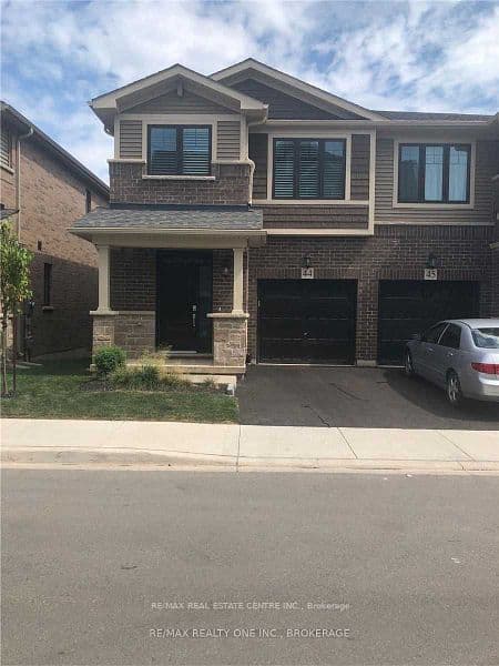288 Glover Road 44, Hamilton, ON L8E 5H6