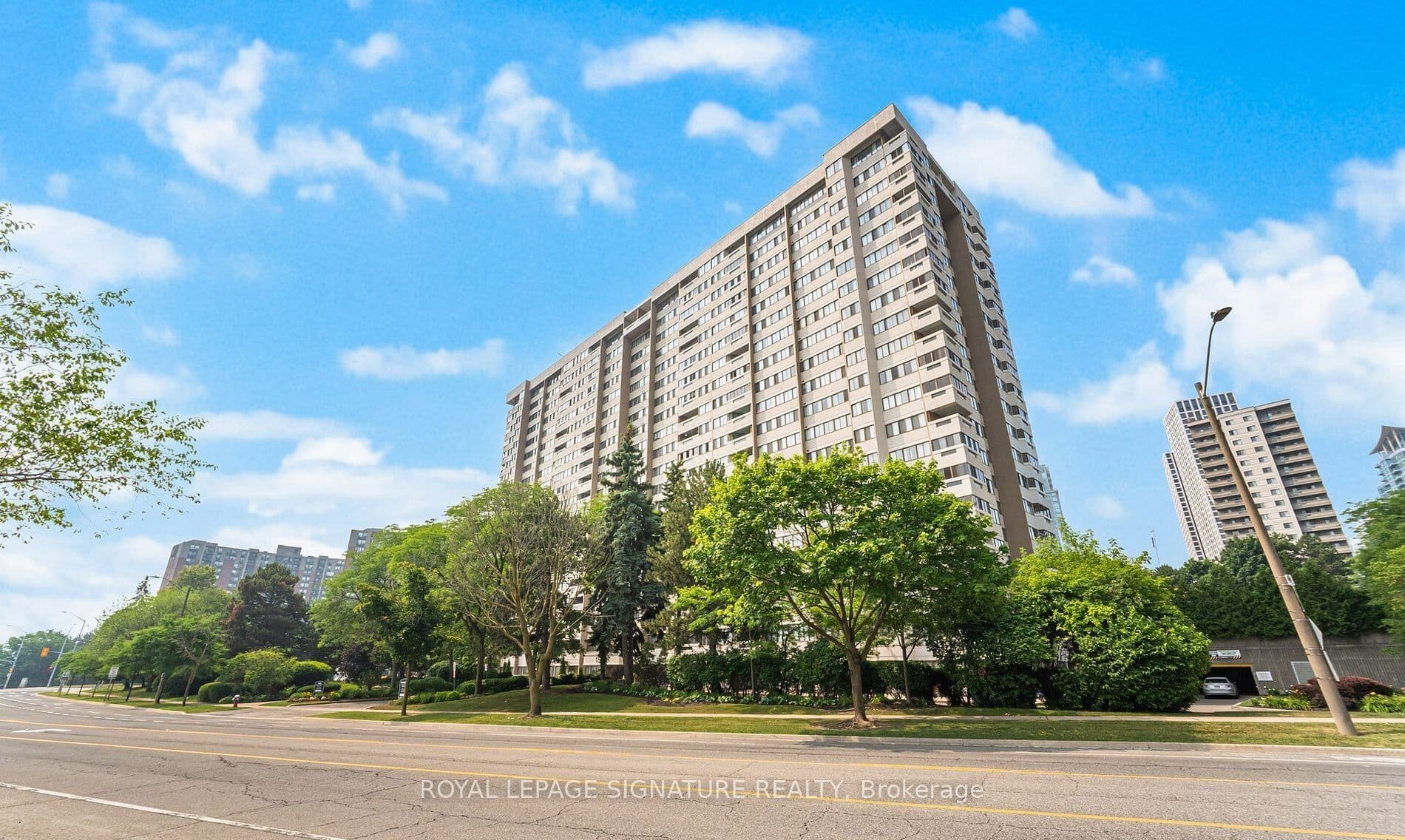 1580 Mississauga Valley Boulevard 906, Mississauga, ON L5A 3T8