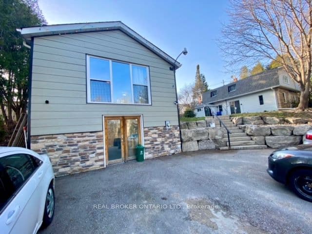 45 Wellington Road 124, Erin, ON N0B 1T0