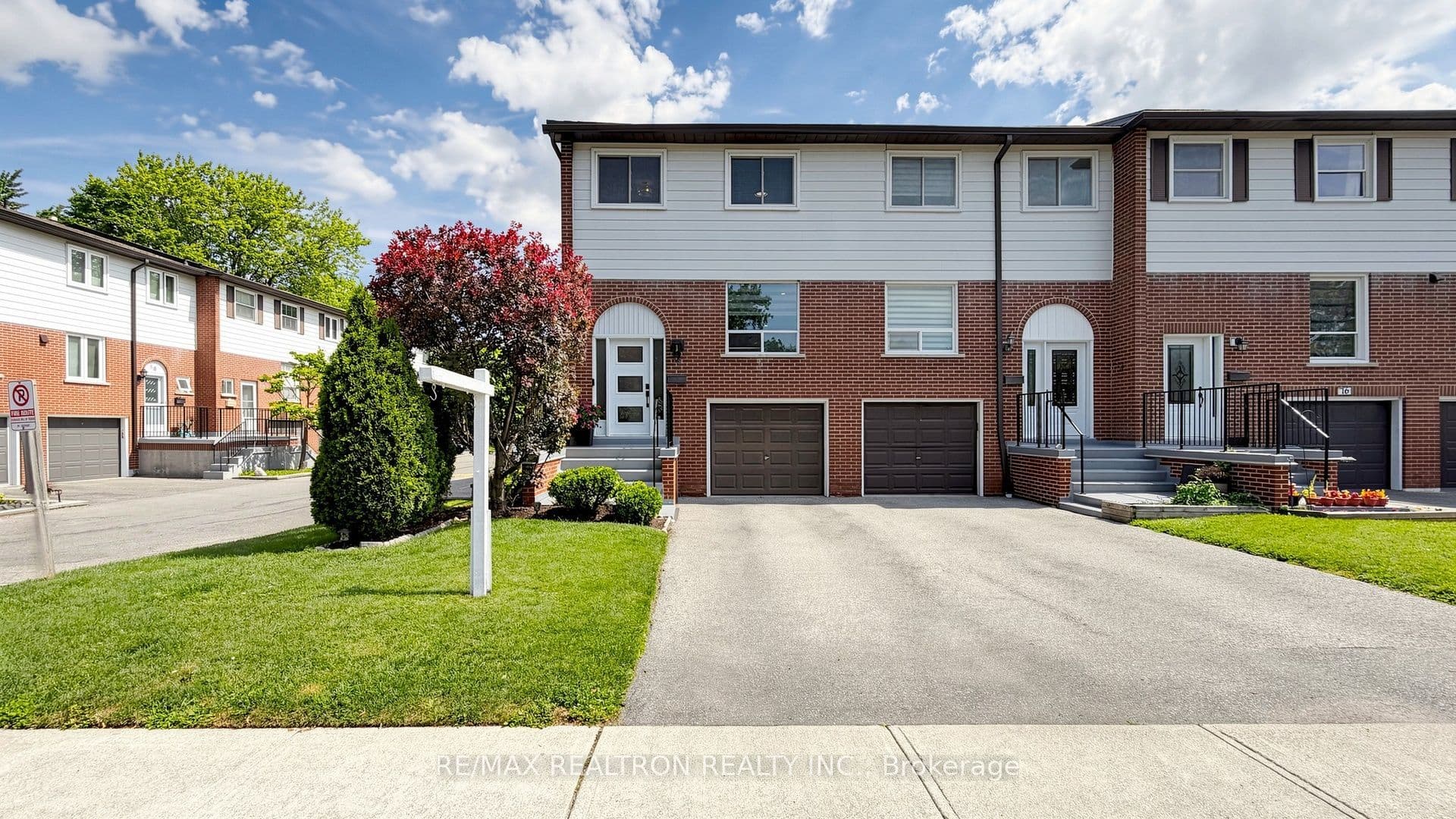 2445 Homelands Drive 18, Mississauga, ON L5K 2C6