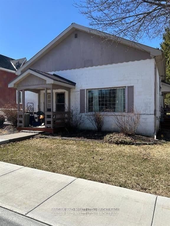 172 Richard Street, Greater Napanee, ON K7R 2T6
