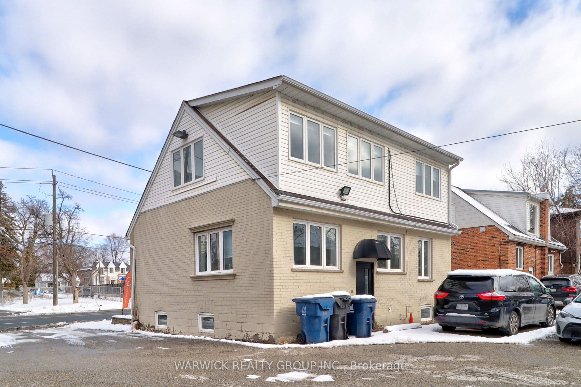 123 Sheppard Avenue E, Toronto, ON M2N 3A5
