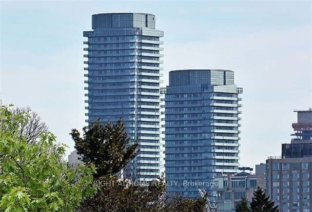 65 St Mary Street 3004, Toronto, ON M5S 0A6