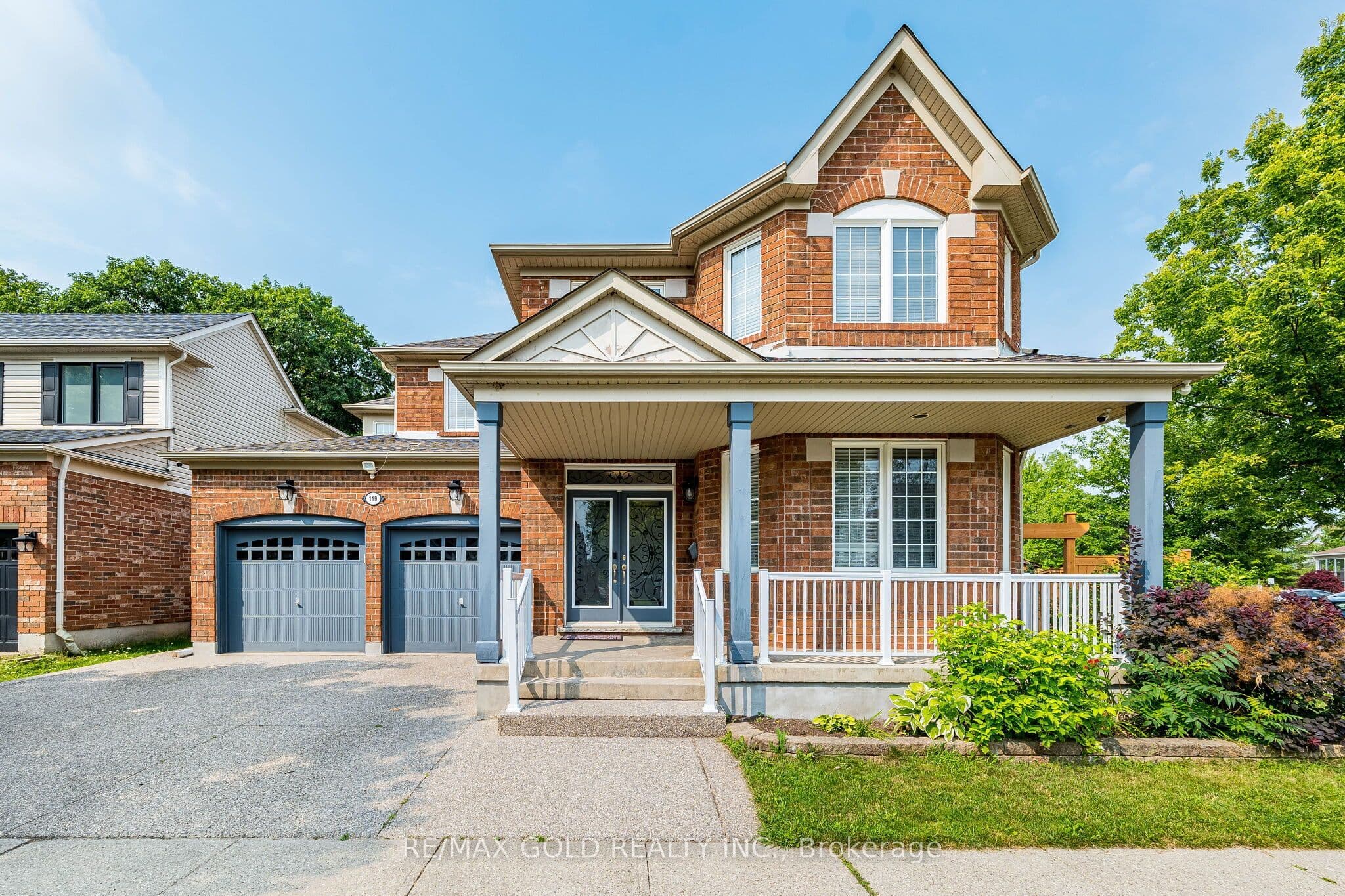 119 Glazebrook Crescent, Cambridge, ON N1T 2H8