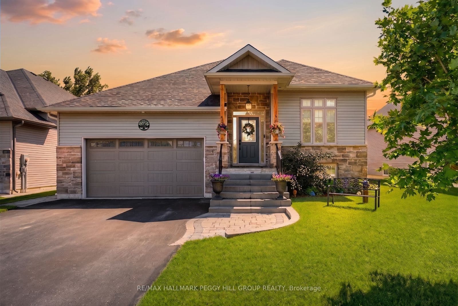 2967 Earl Street, Innisfil, ON L9S 3E2